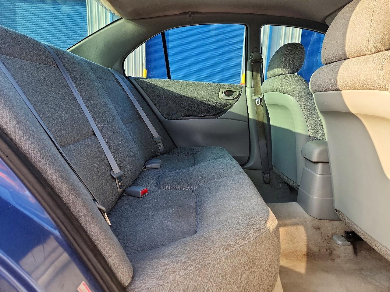 2002 Mitsubishi Galant De Blue vin: 4A3AA36G02E100285