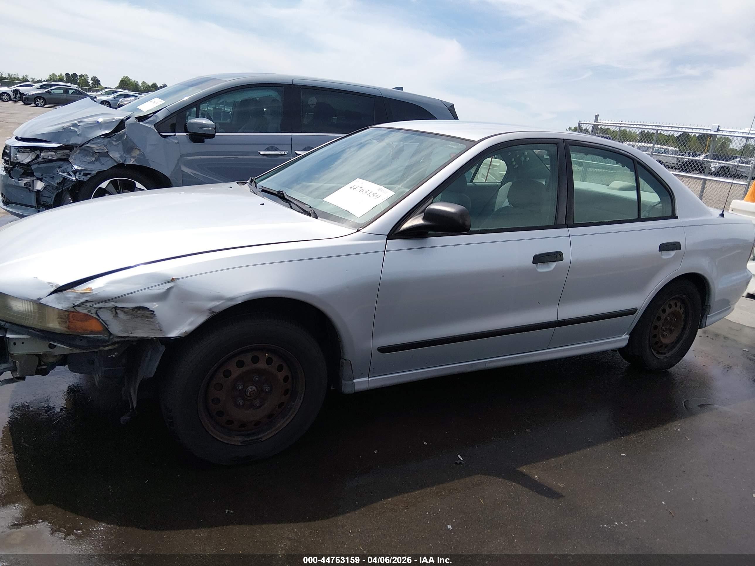 2003 Mitsubishi Galant De Silver vin: 4A3AA36G53E127192