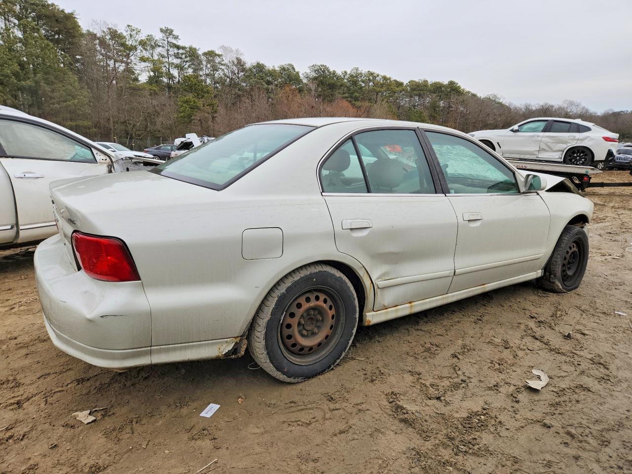 2002 Mitsubishi Galant Es White vin: 4A3AA46G02E016490