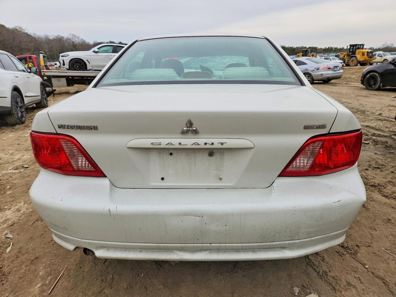 2002 Mitsubishi Galant Es White vin: 4A3AA46G02E016490