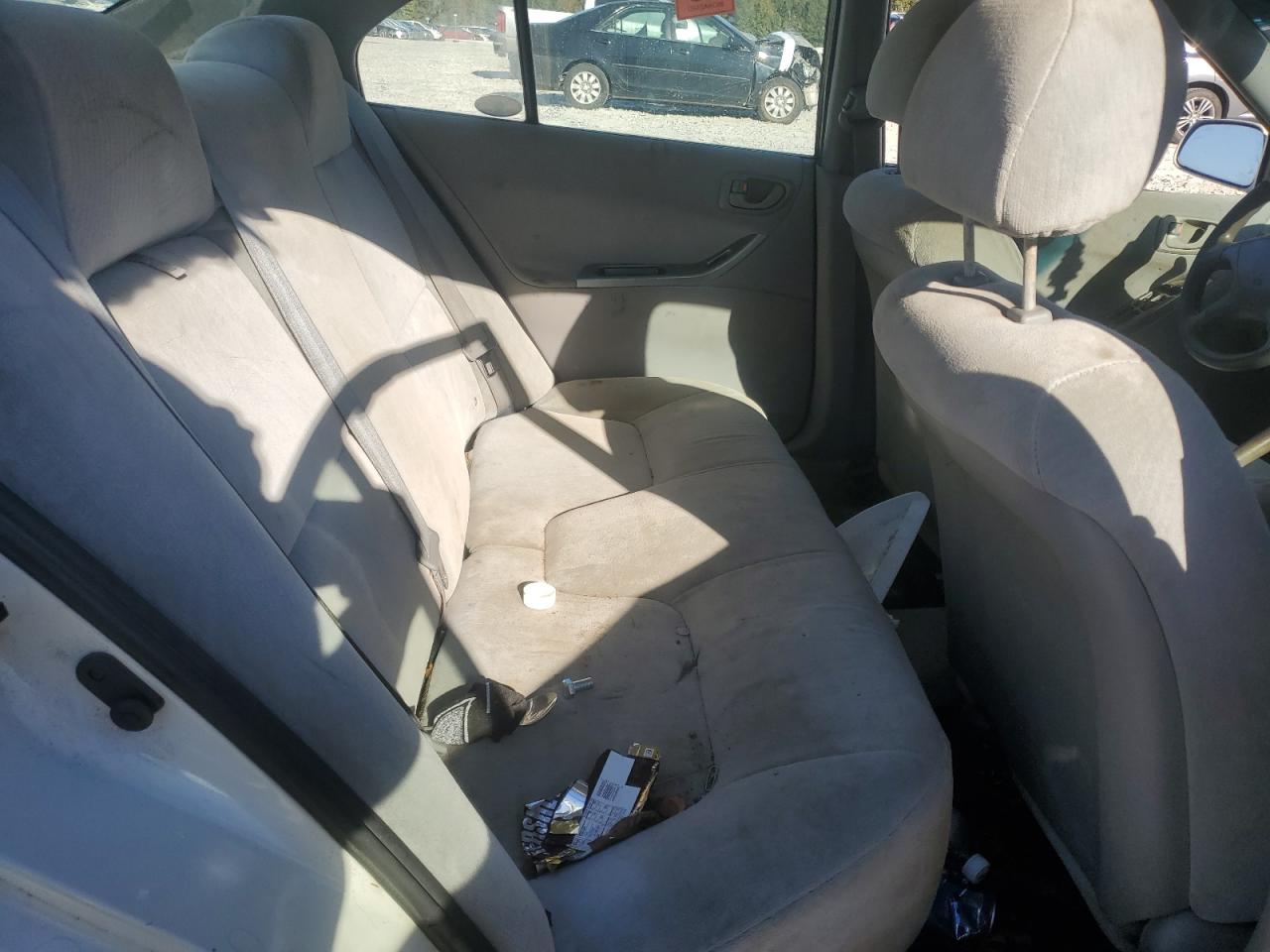 2002 Mitsubishi Galant Es White vin: 4A3AA46G02E153333