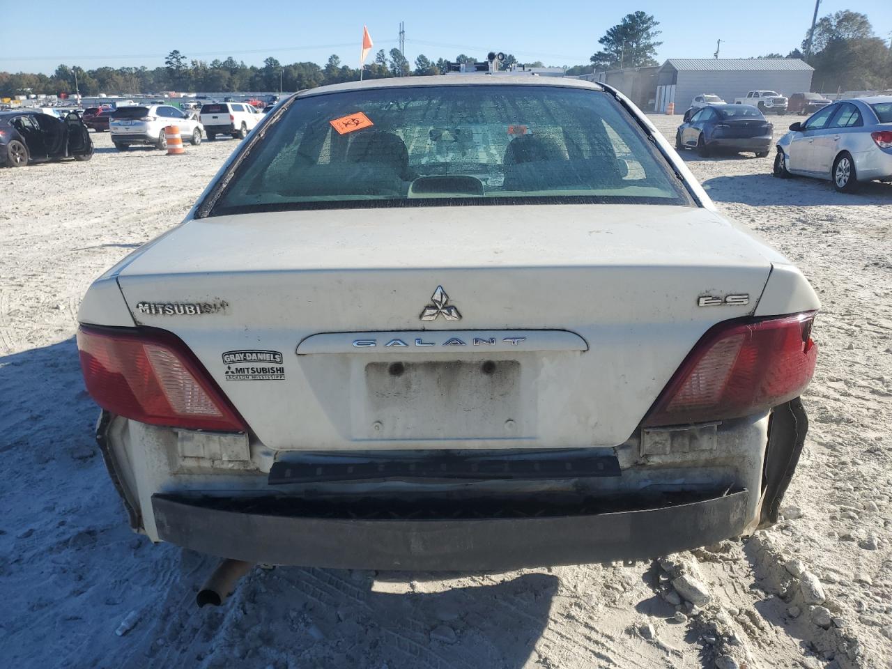 2002 Mitsubishi Galant Es White vin: 4A3AA46G02E153333