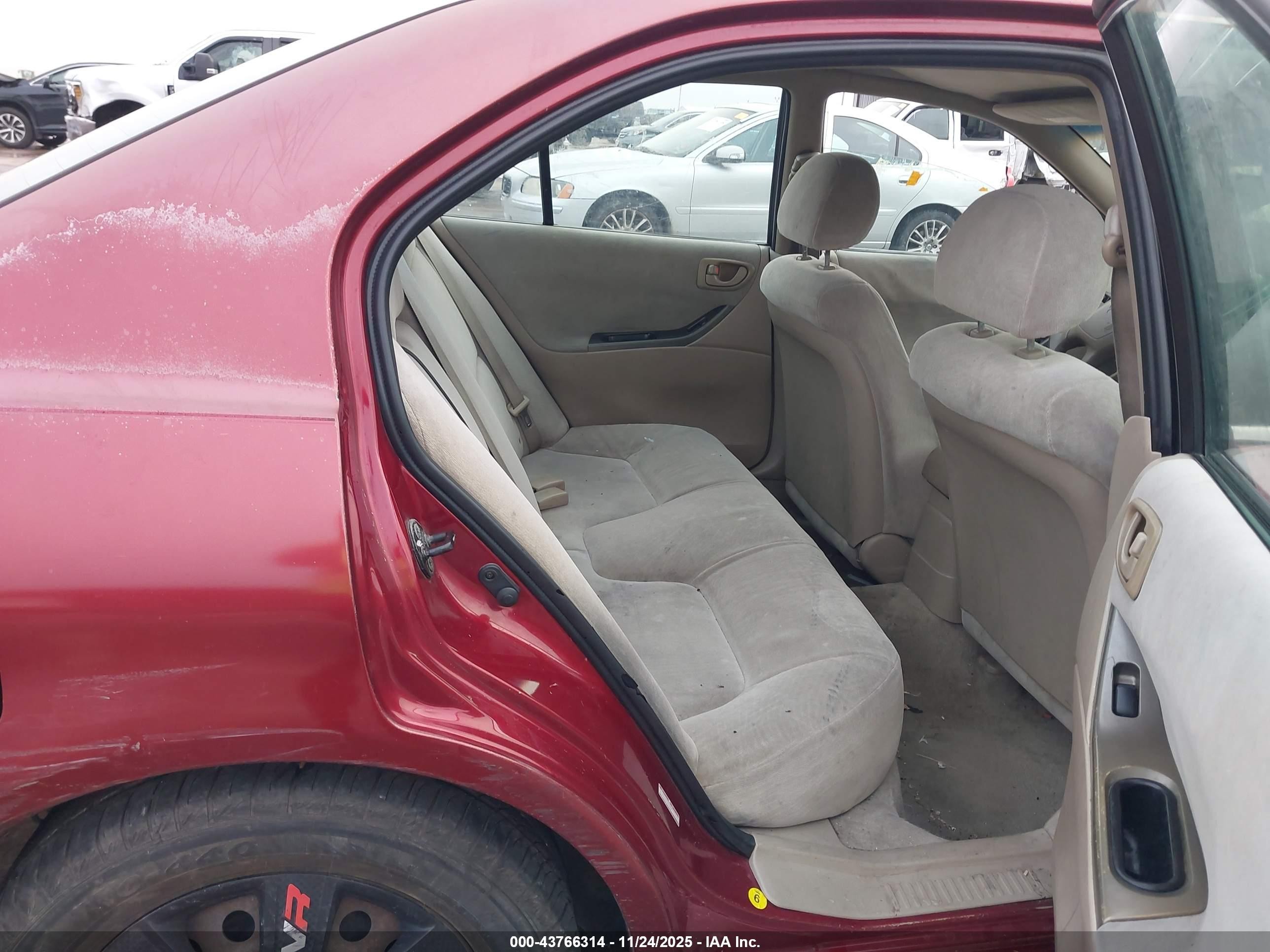 2002 Mitsubishi Galant Es/ls Burgundy vin: 4A3AA46G22E068073