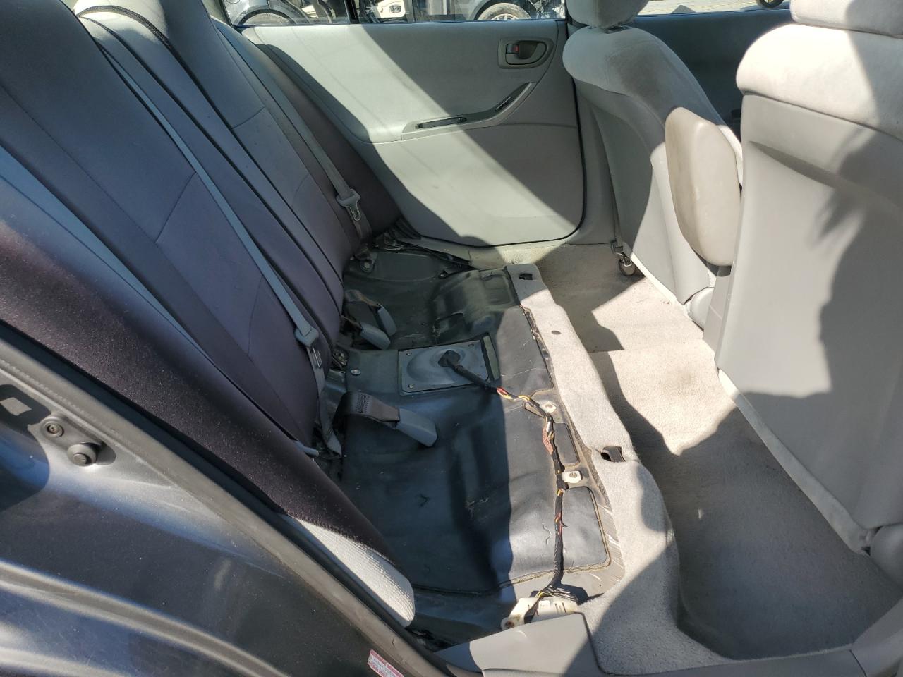 2002 Mitsubishi Galant Es Gray vin: 4A3AA46G22E096956