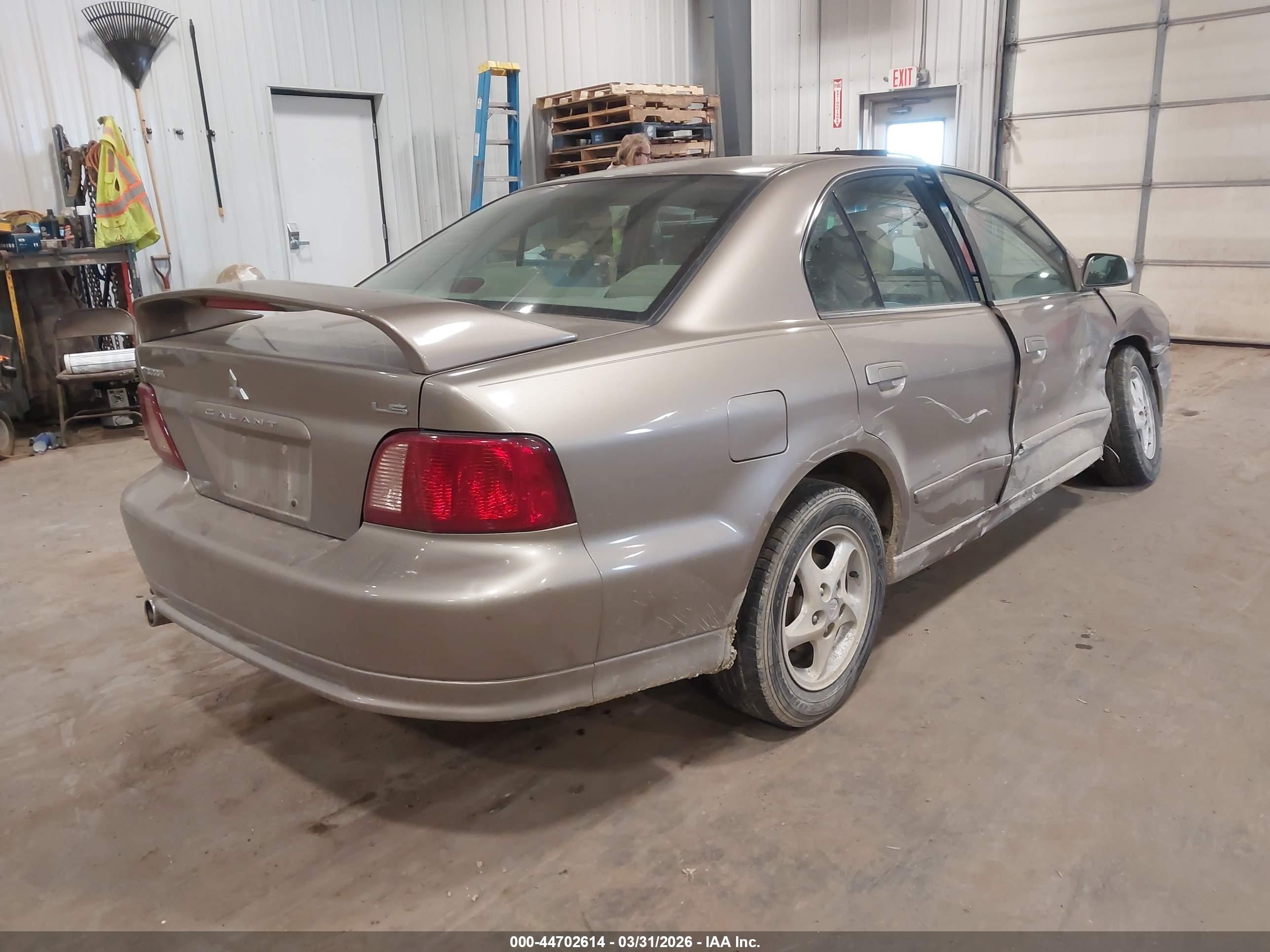 2002 Mitsubishi Galant Es/ls Gold vin: 4A3AA46G32E084881