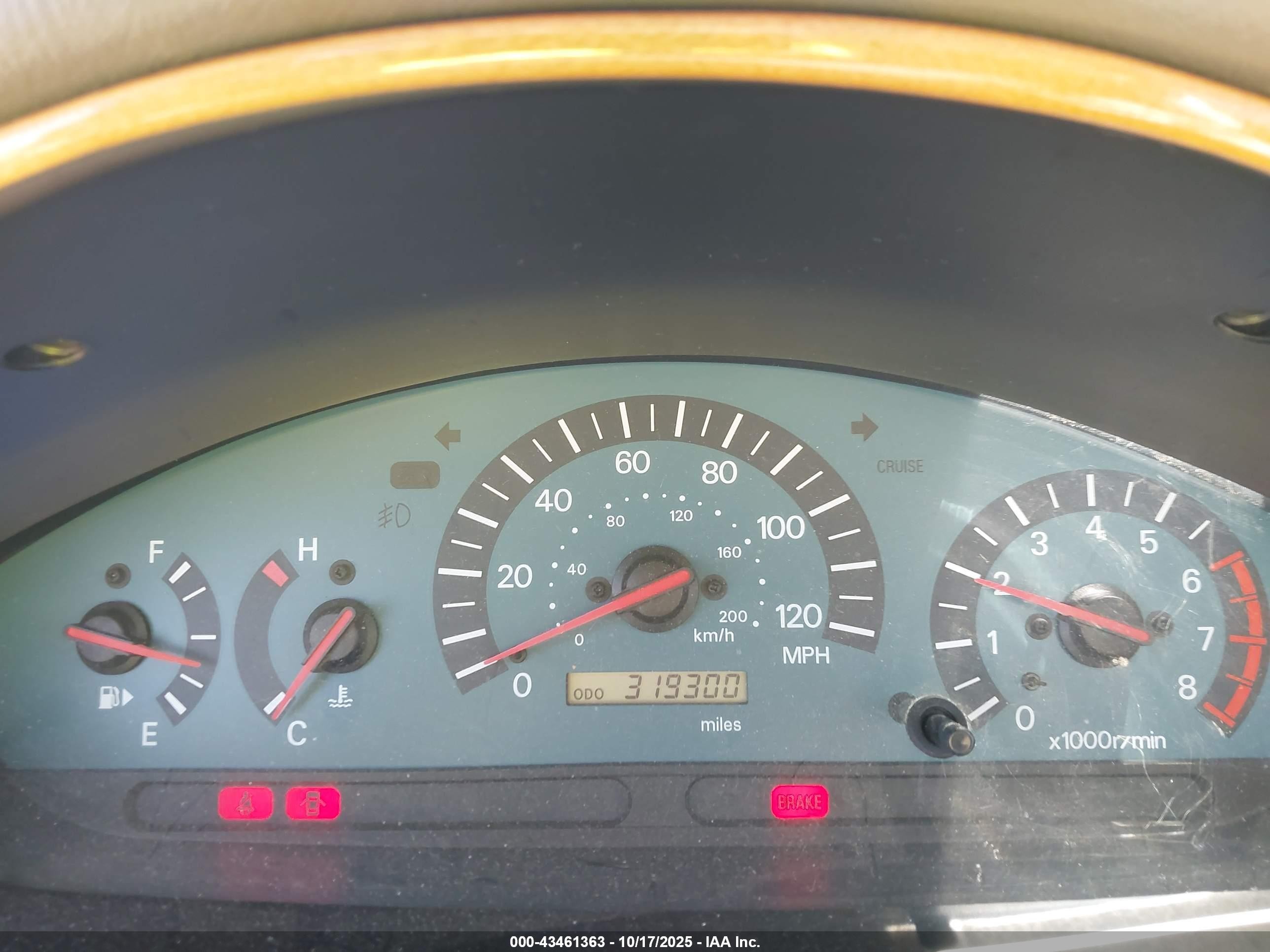 2002 Mitsubishi Galant Es/ls White vin: 4A3AA46G52E076166