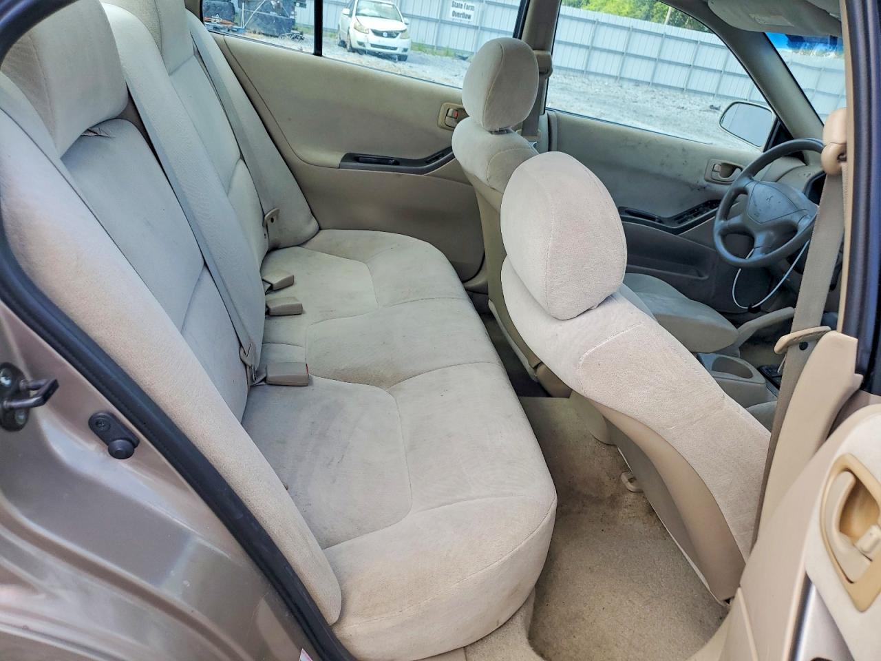 2002 Mitsubishi Galant Es Gold vin: 4A3AA46G52E133353