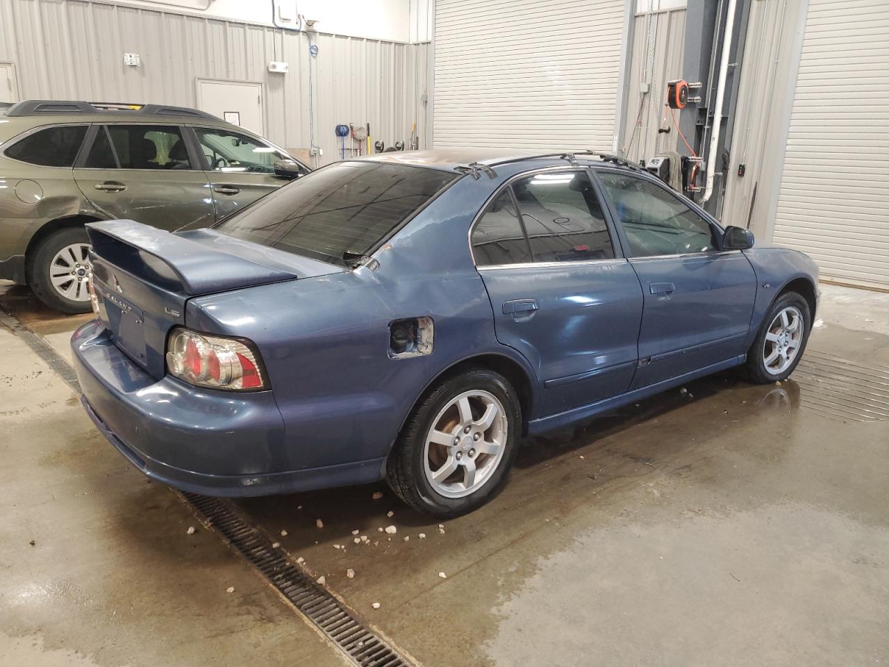 2002 Mitsubishi Galant Es Blue vin: 4A3AA46H02E158671