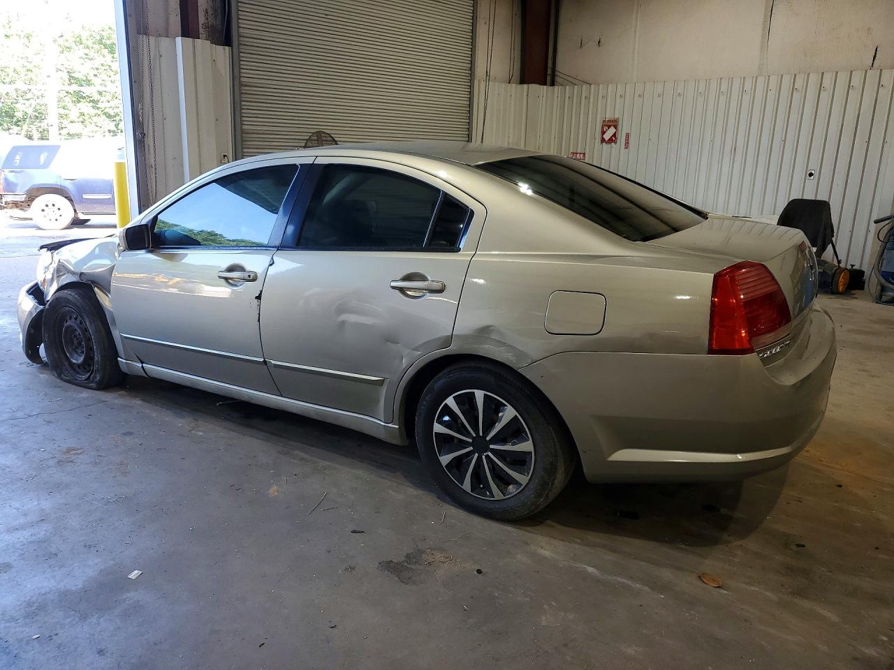 2004 Mitsubishi Galant Es Medium Золотой vin: 4A3AB36F04E116090