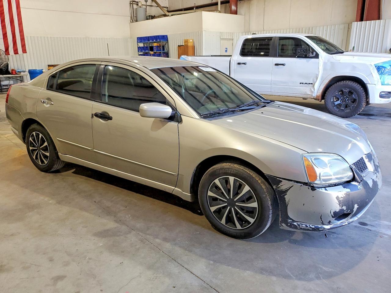 2004 Mitsubishi Galant Es Medium Золотой vin: 4A3AB36F04E116090