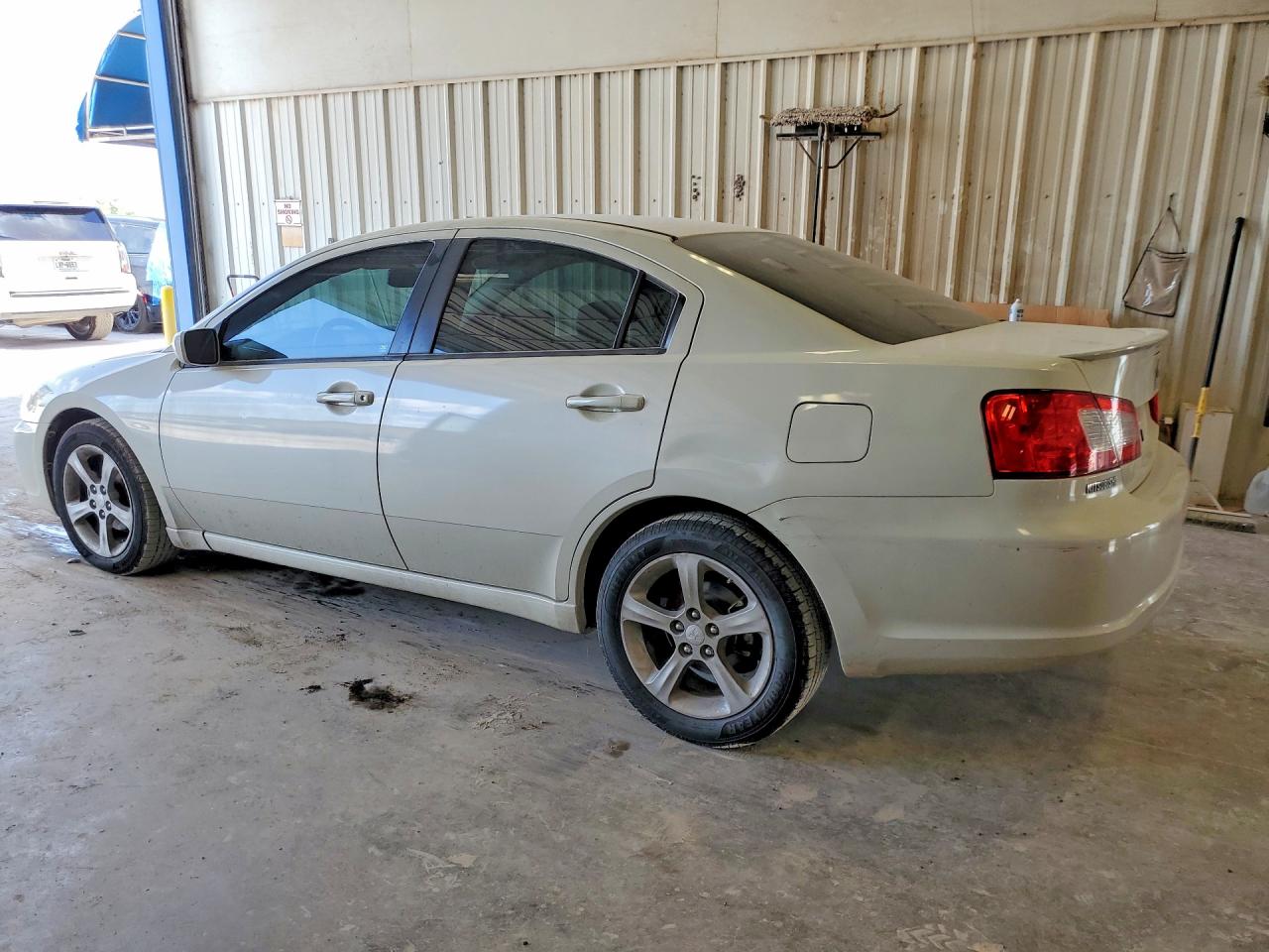 2009 Mitsubishi Galant Es Beige vin: 4A3AB36F09E004140