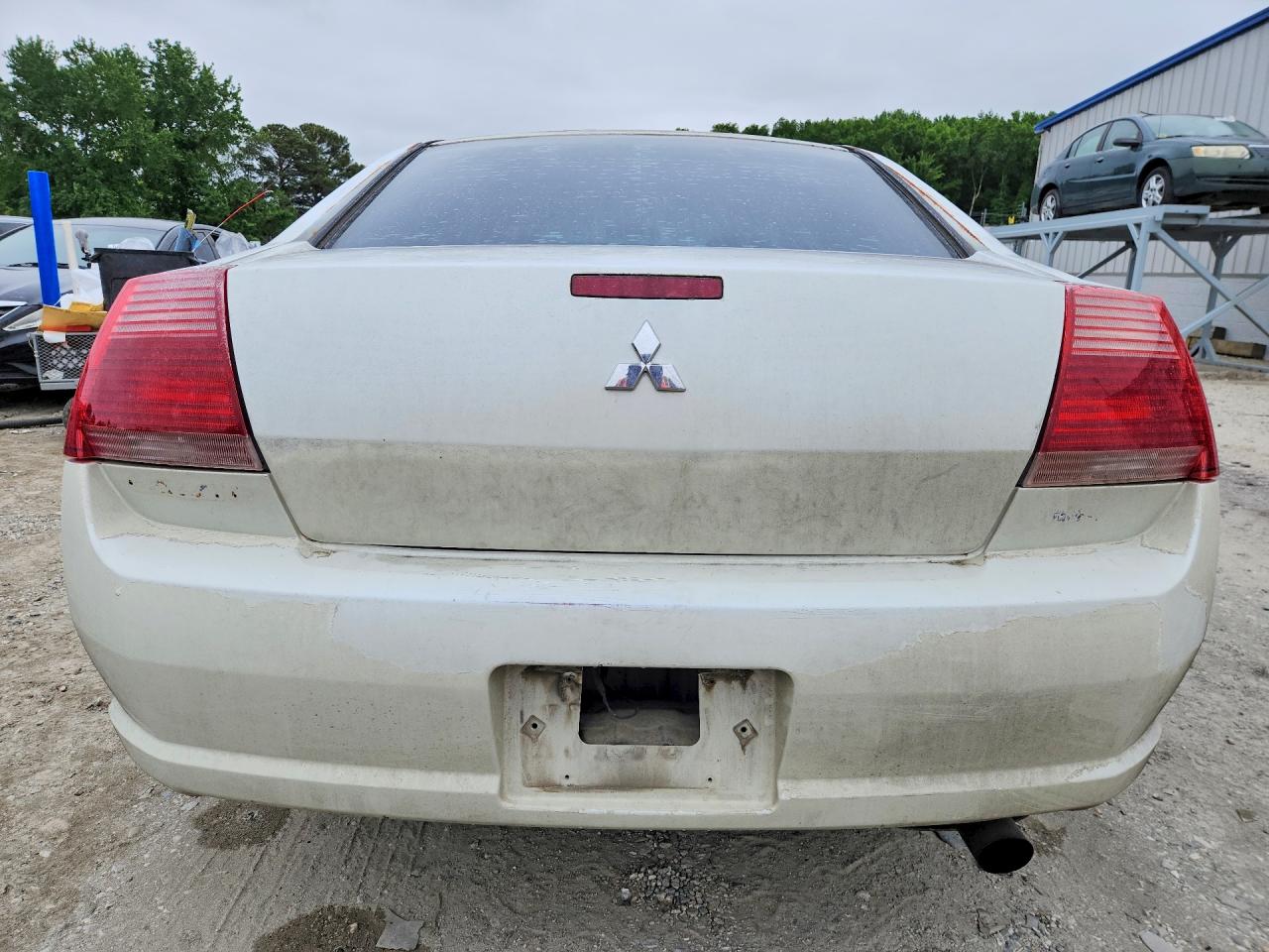 2004 Mitsubishi Galant Cream vin: 4A3AB36F14E105485