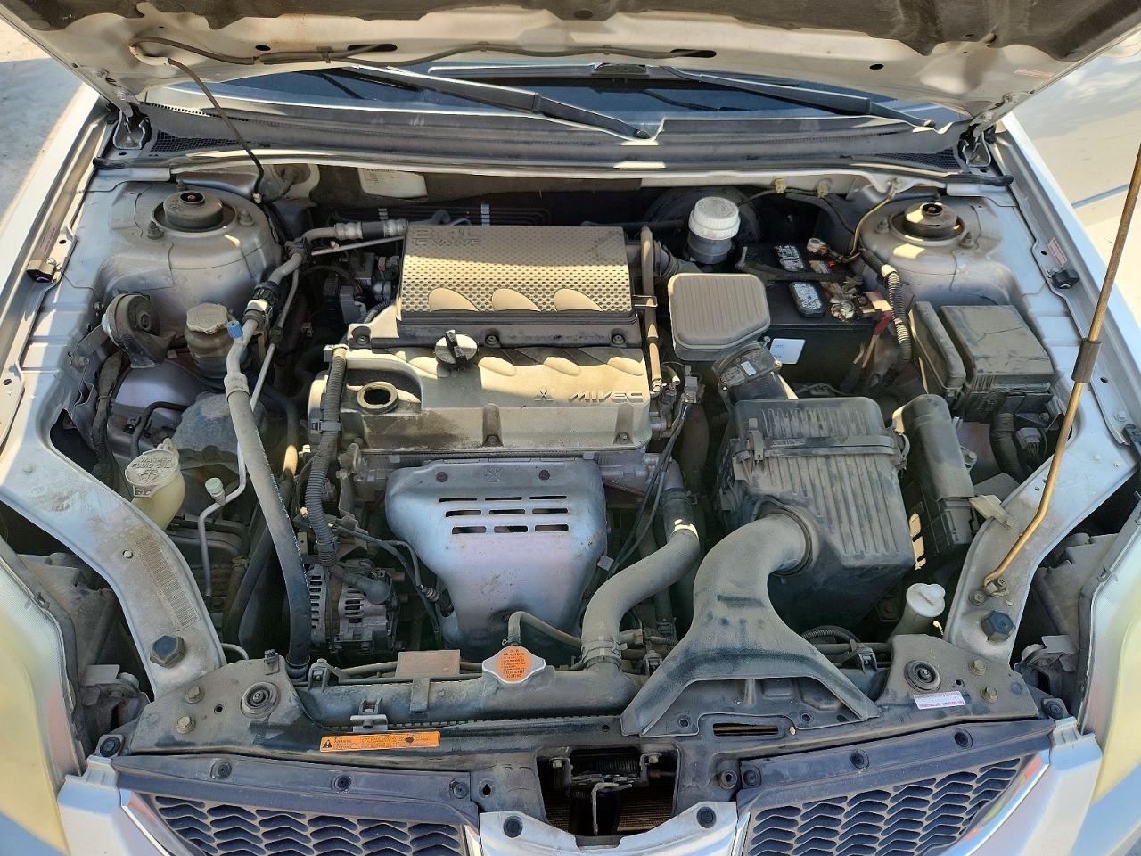 2006 Mitsubishi Galant Es Medium Silver vin: 4A3AB36F26E011781