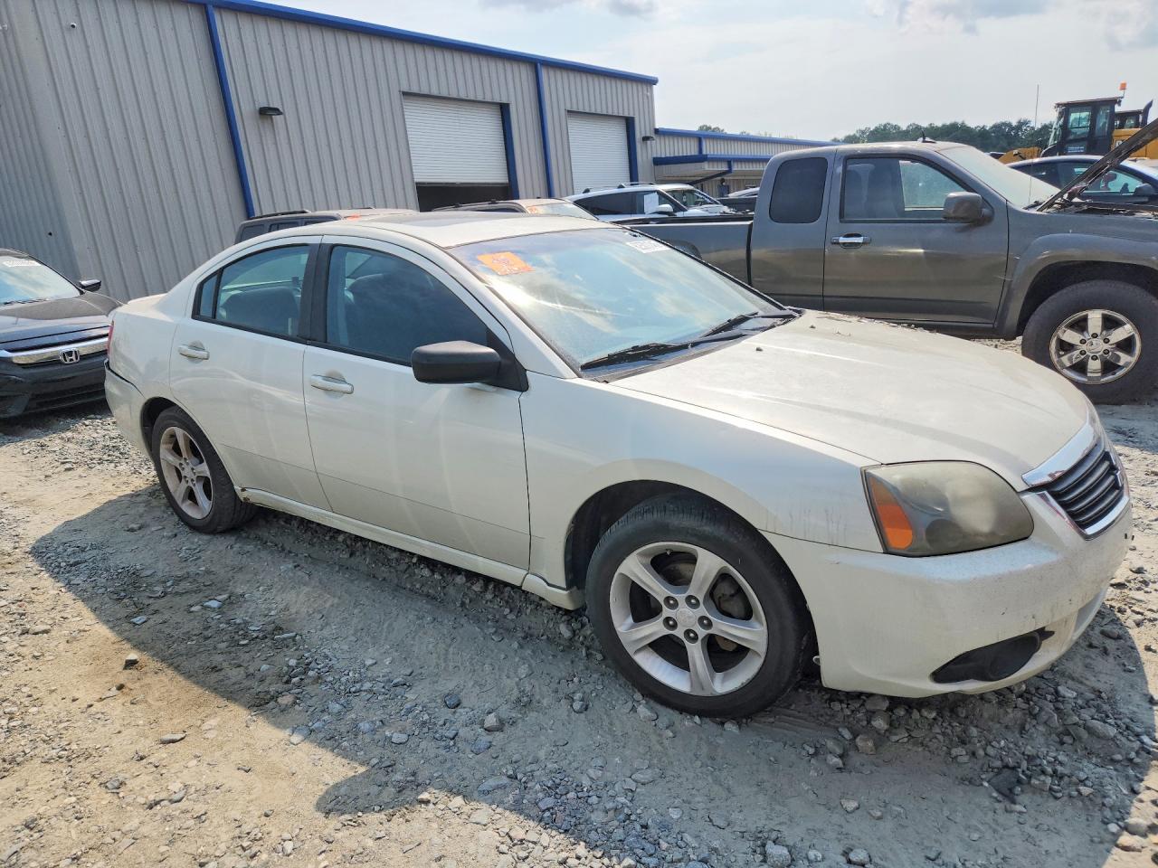2009 Mitsubishi Galant Es White vin: 4A3AB36F29E013146