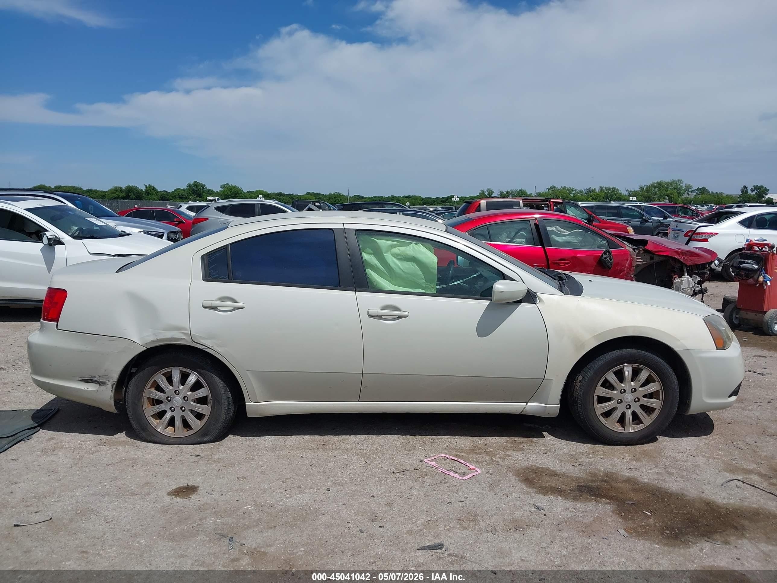2009 Mitsubishi Galant Es/sport Edition White vin: 4A3AB36F49E022849