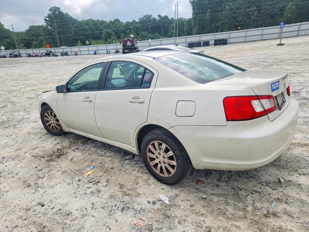 2009 Mitsubishi Galant Es Cream vin: 4A3AB36F49E025363