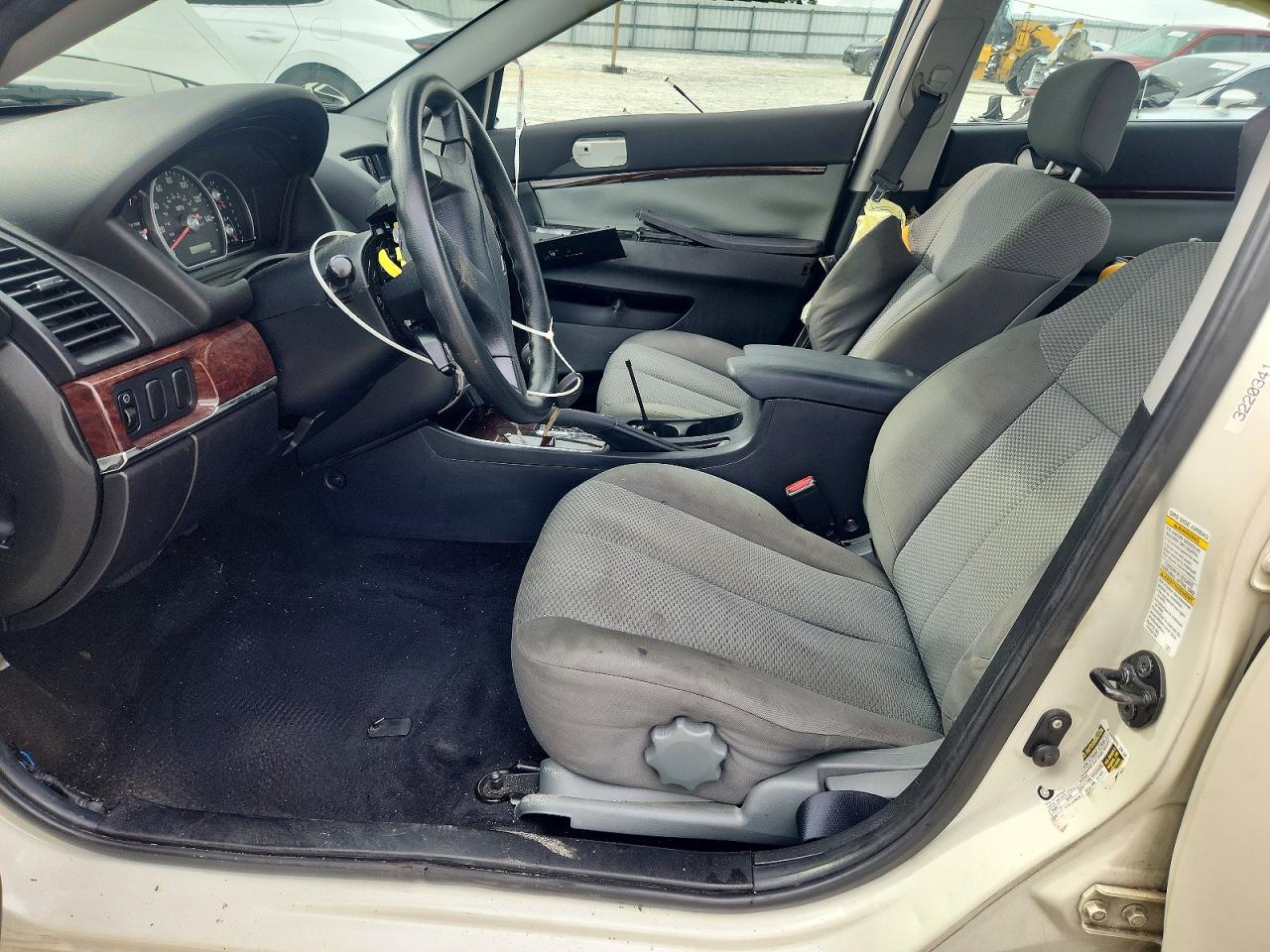2009 Mitsubishi Galant Es Cream vin: 4A3AB36F49E025363