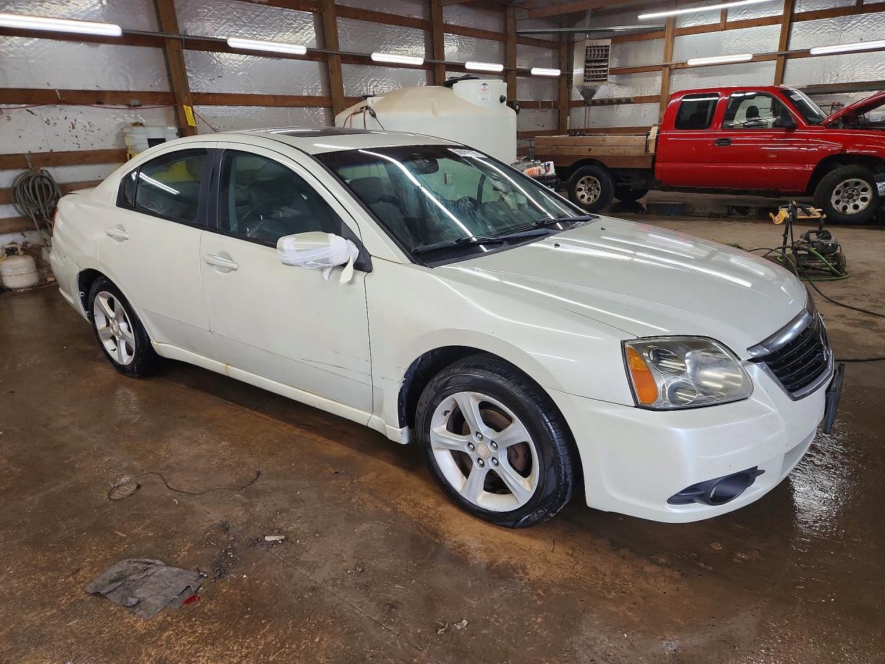 2009 Mitsubishi Galant Es Белый vin: 4A3AB56F59E040921