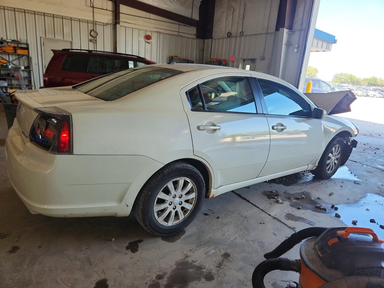 2008 Mitsubishi Galant Es Premium White vin: 4A3AB56FX8E029542