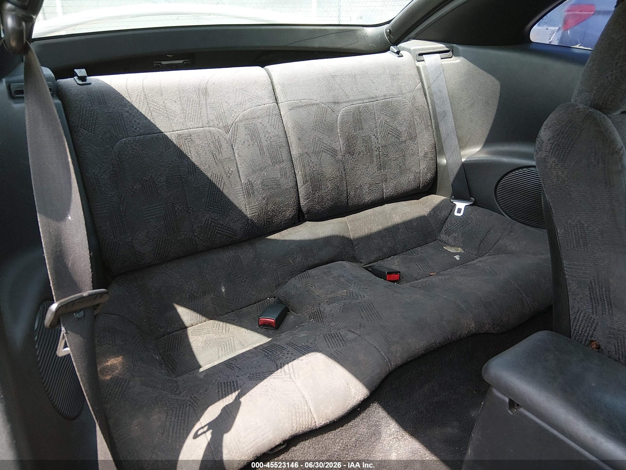 2002 Mitsubishi Eclipse Gs Silver vin: 4A3AC44G12E089624
