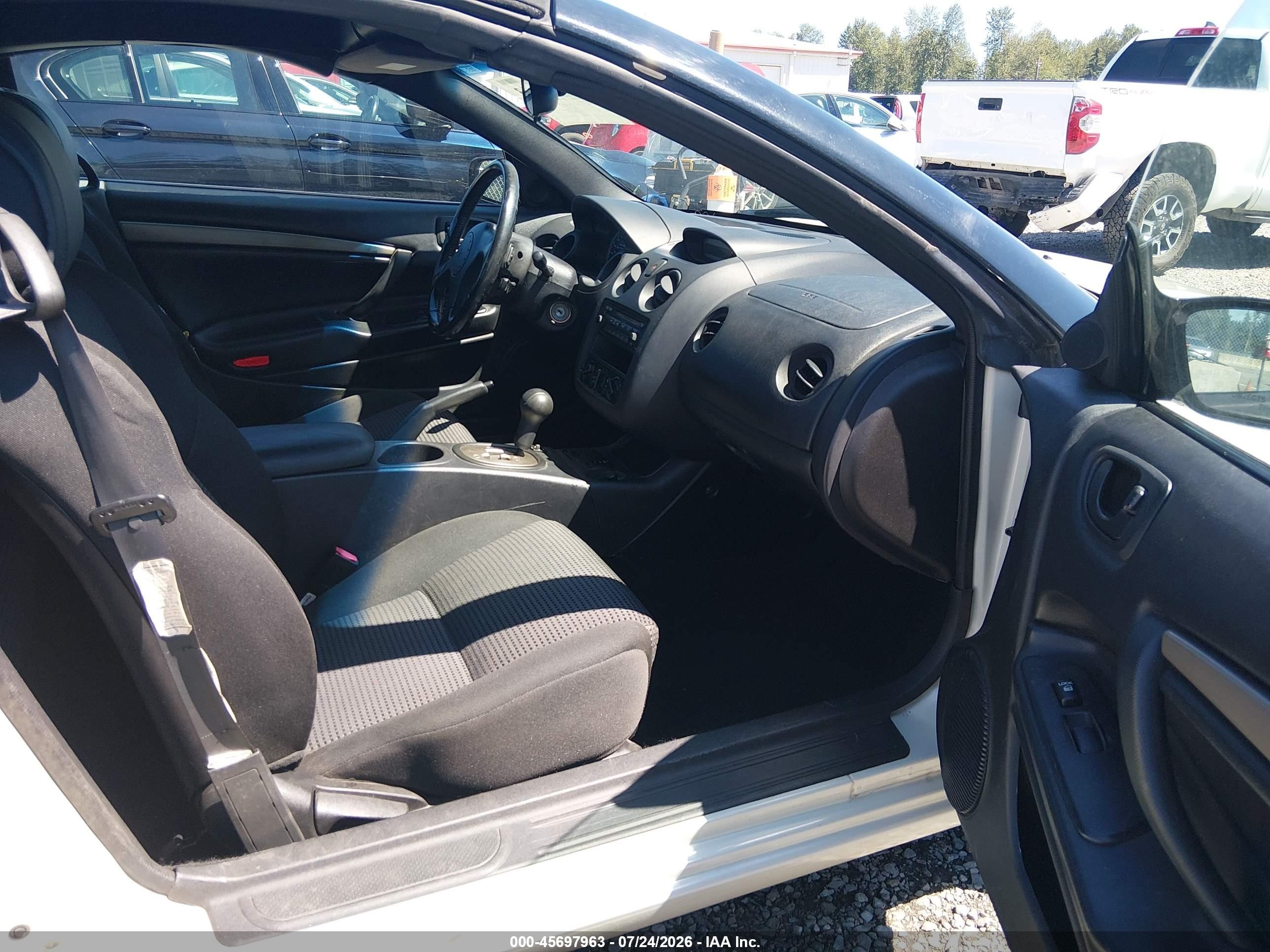 2005 Mitsubishi Eclipse Spyder Gs Cream vin: 4A3AE45G55E056901