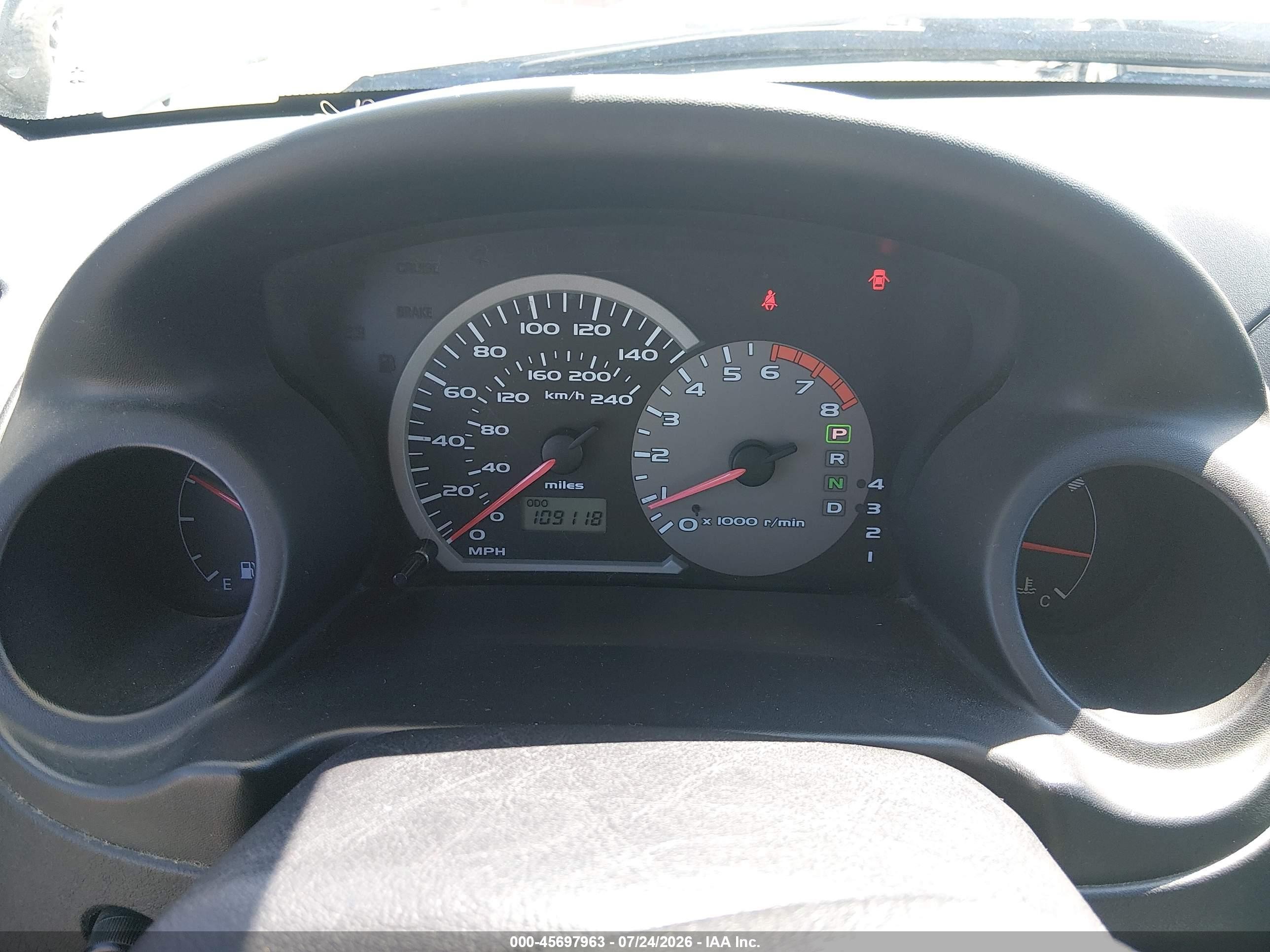 2005 Mitsubishi Eclipse Spyder Gs Cream vin: 4A3AE45G55E056901