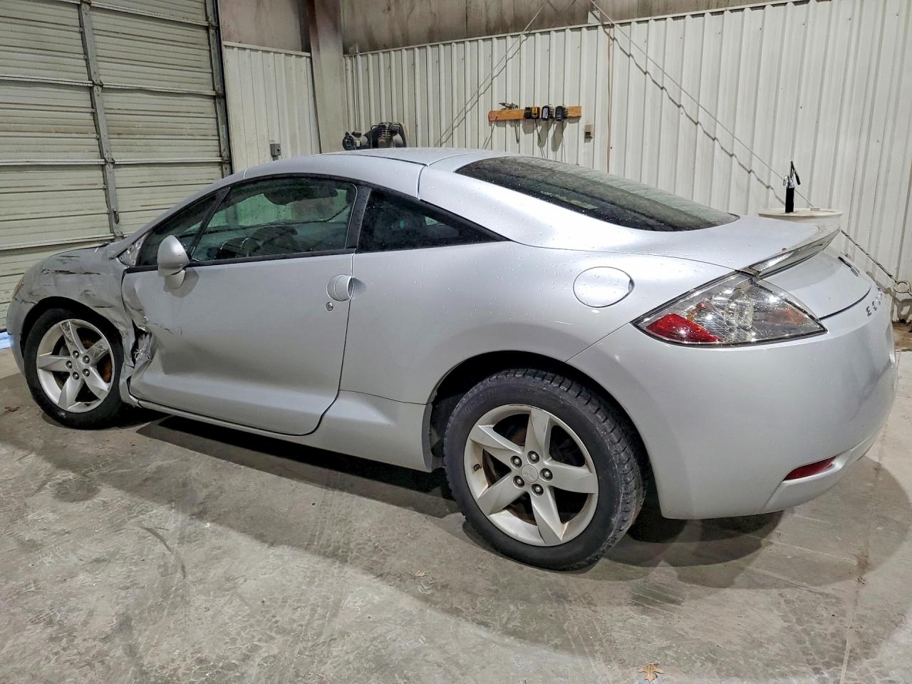 2007 Mitsubishi Eclipse Gs Silver vin: 4A3AK24F17E068052