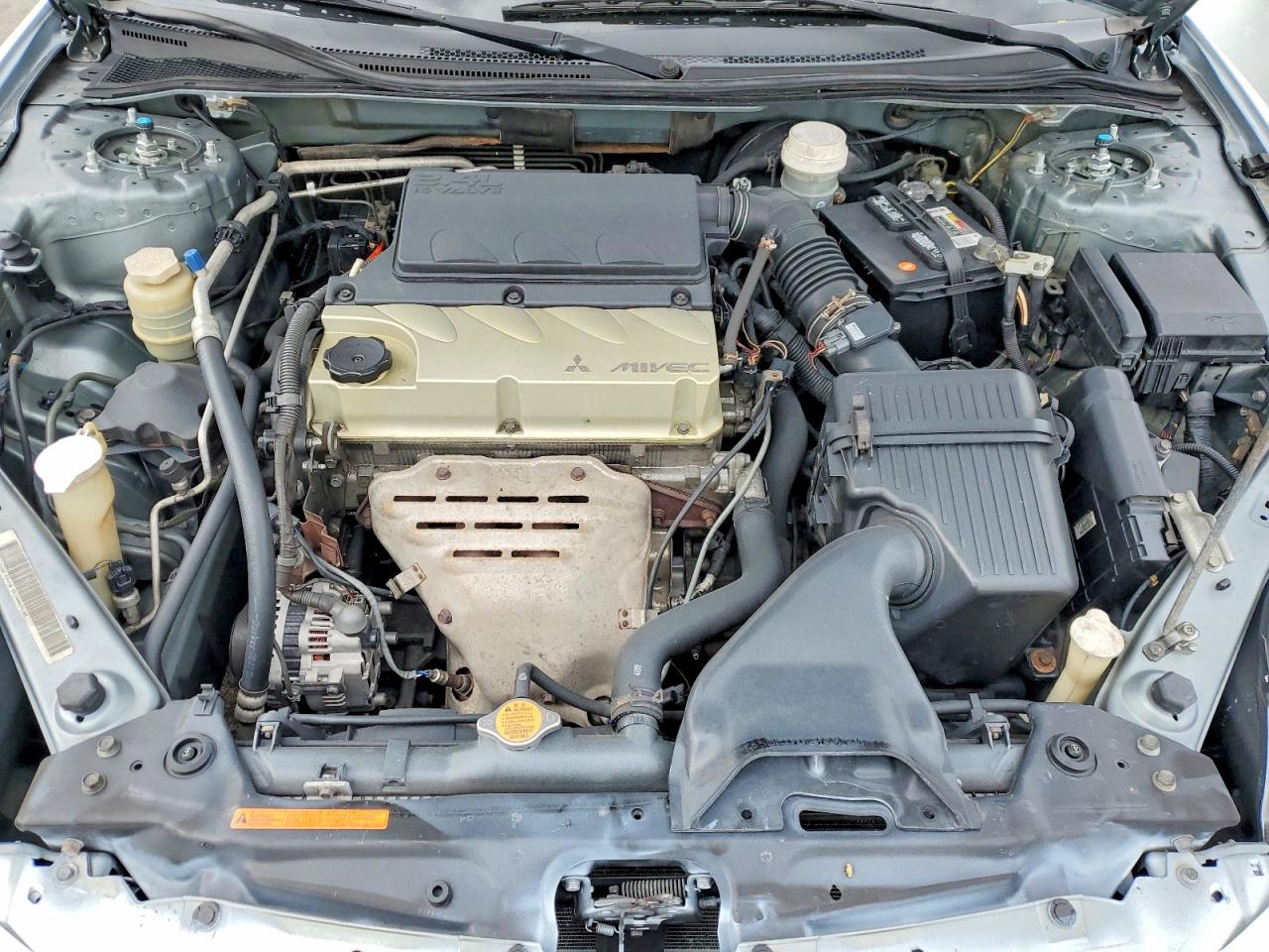 2009 Mitsubishi Eclipse Gs Белый vin: 4A3AK24F59E024767