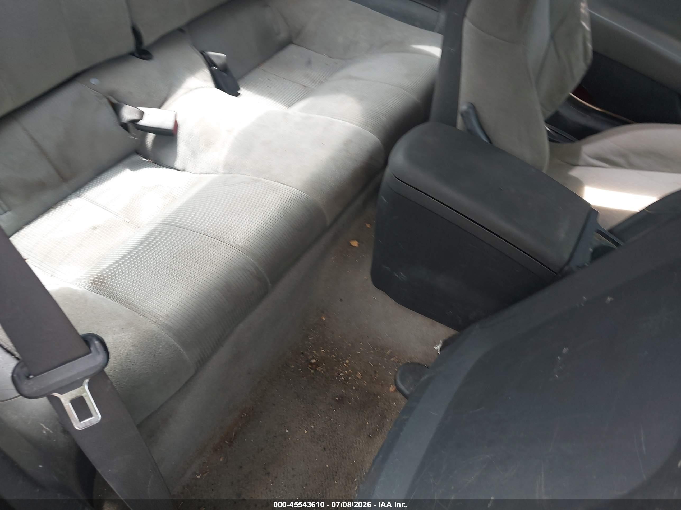 2007 Mitsubishi Eclipse Gs Silver vin: 4A3AK24F77E007241