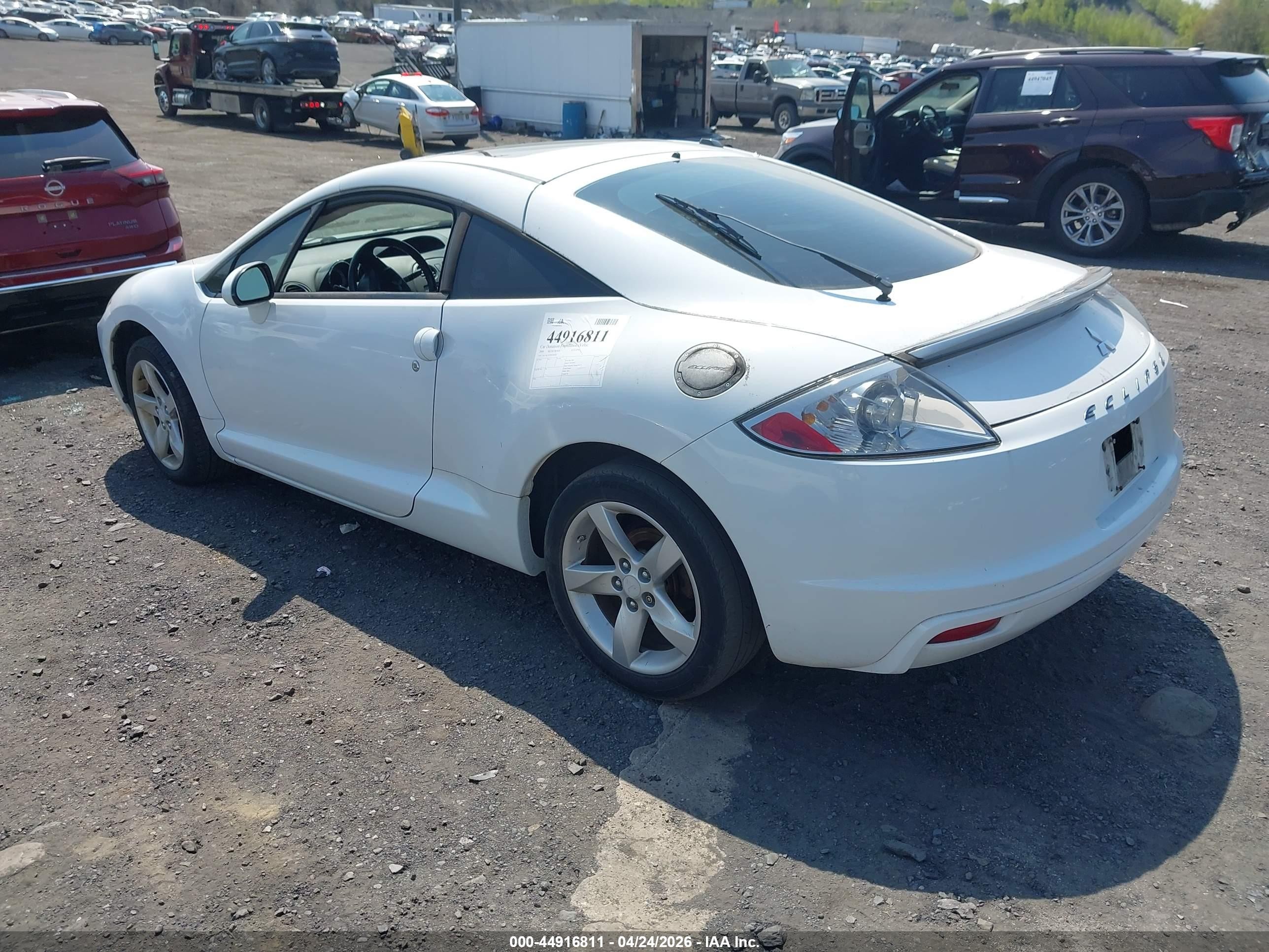 2009 Mitsubishi Eclipse Gs White vin: 4A3AK24F89E040641