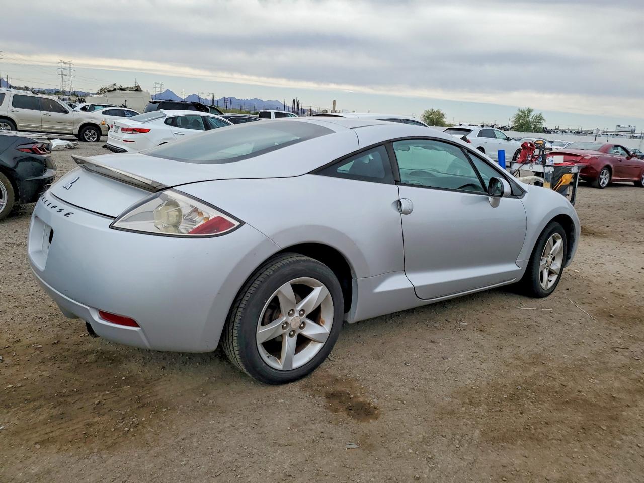 2008 Mitsubishi Eclipse Gs Silver vin: 4A3AK24F98E025368