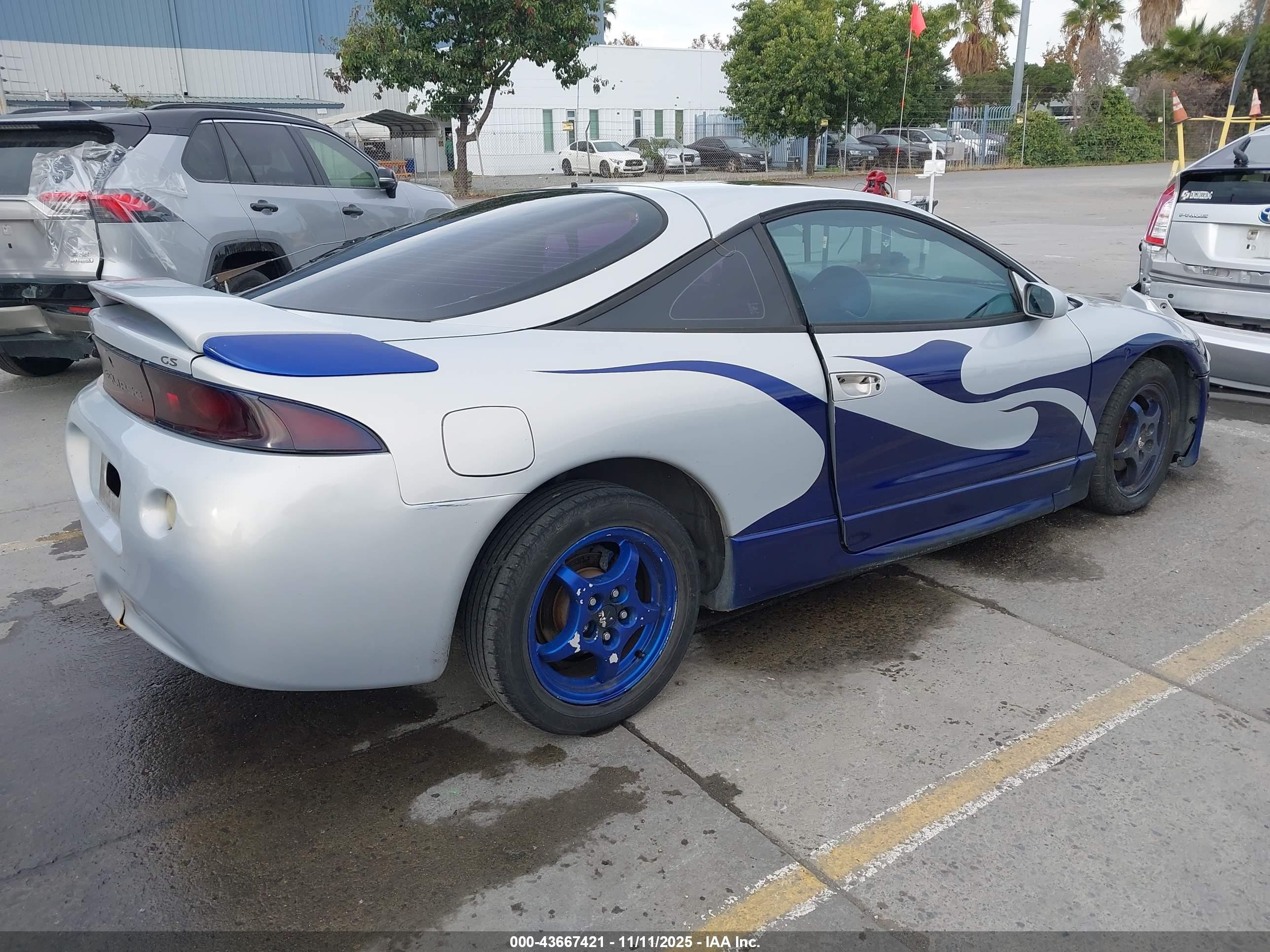 1999 Mitsubishi Eclipse Gs Silver vin: 4A3AK44Y4XE021899