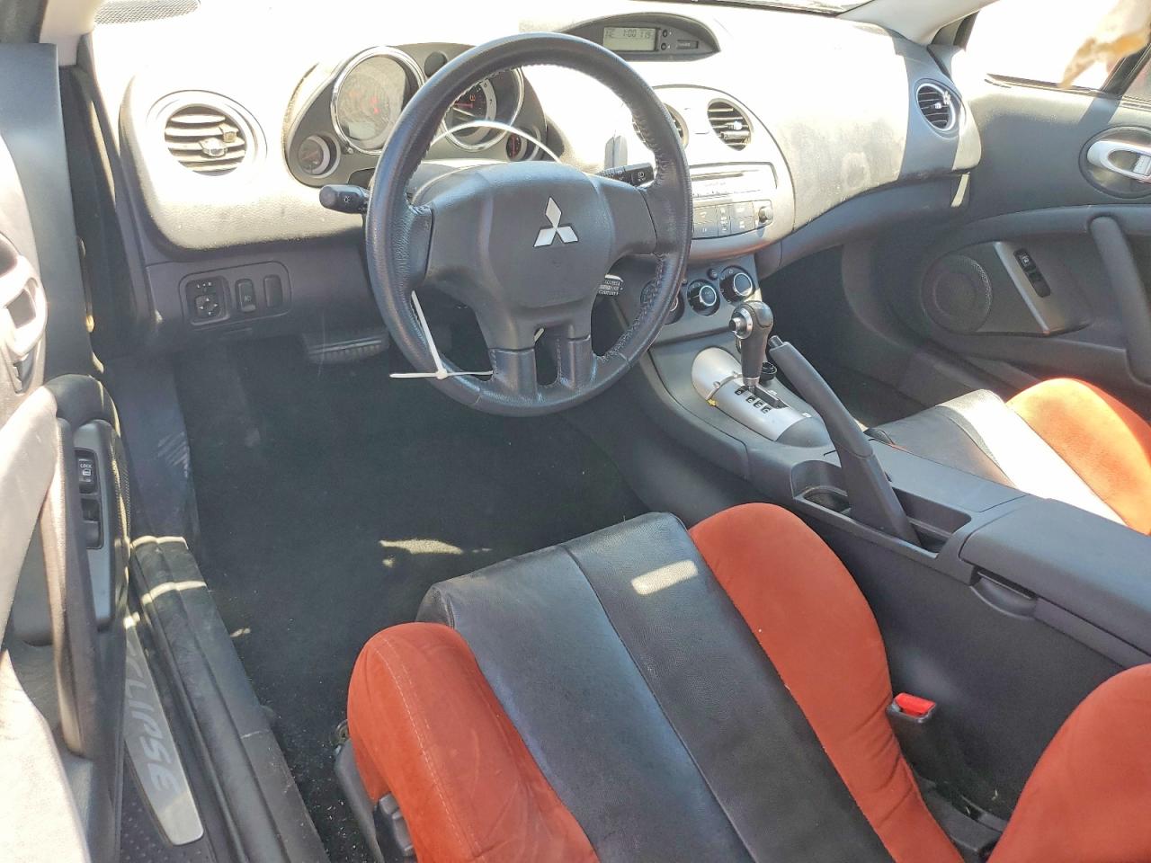 2008 Mitsubishi Eclipse Se Orange vin: 4A3AK64F38E032937