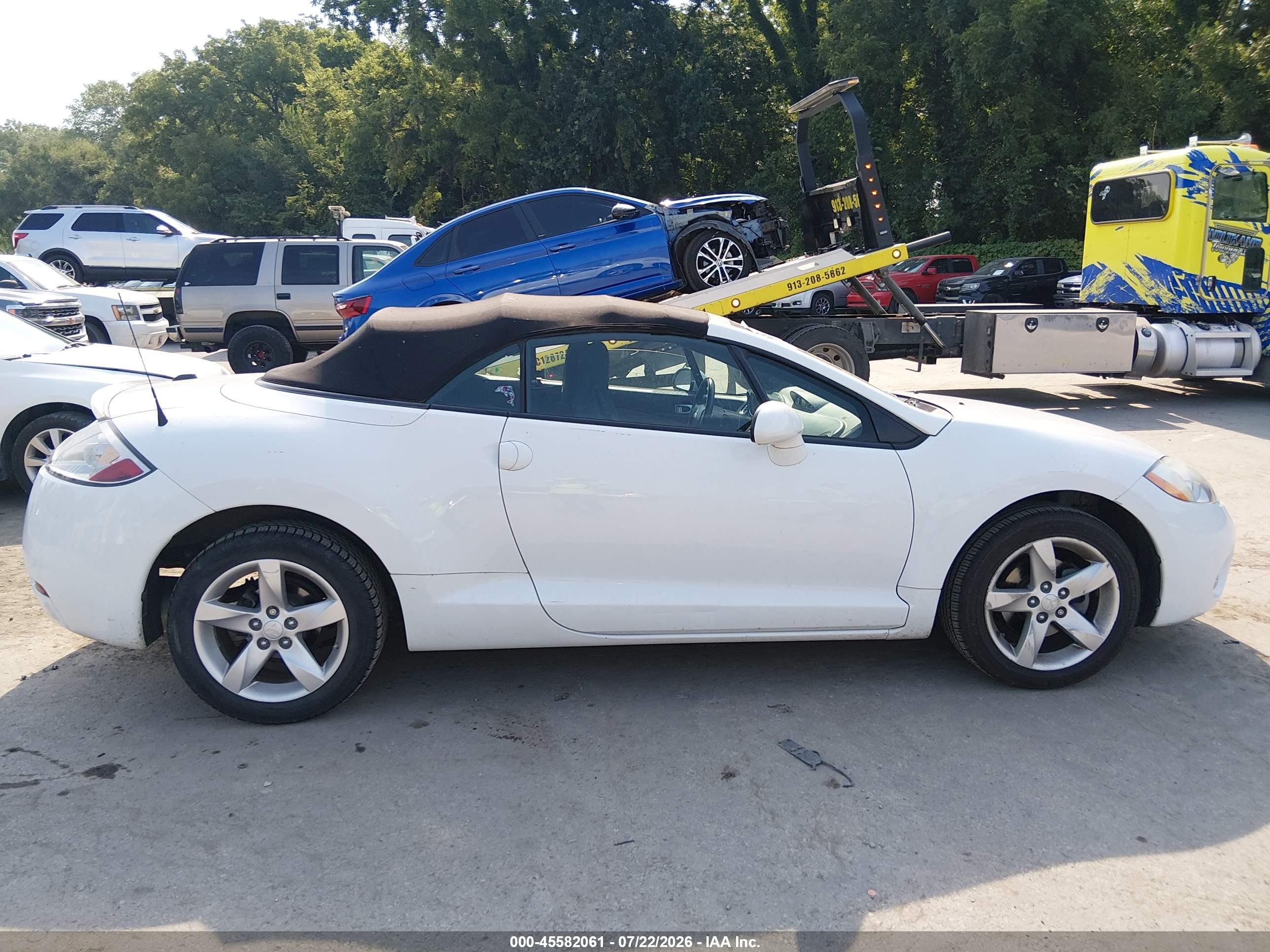 2008 Mitsubishi Eclipse Spyder Gs White vin: 4A3AL25F08E035394