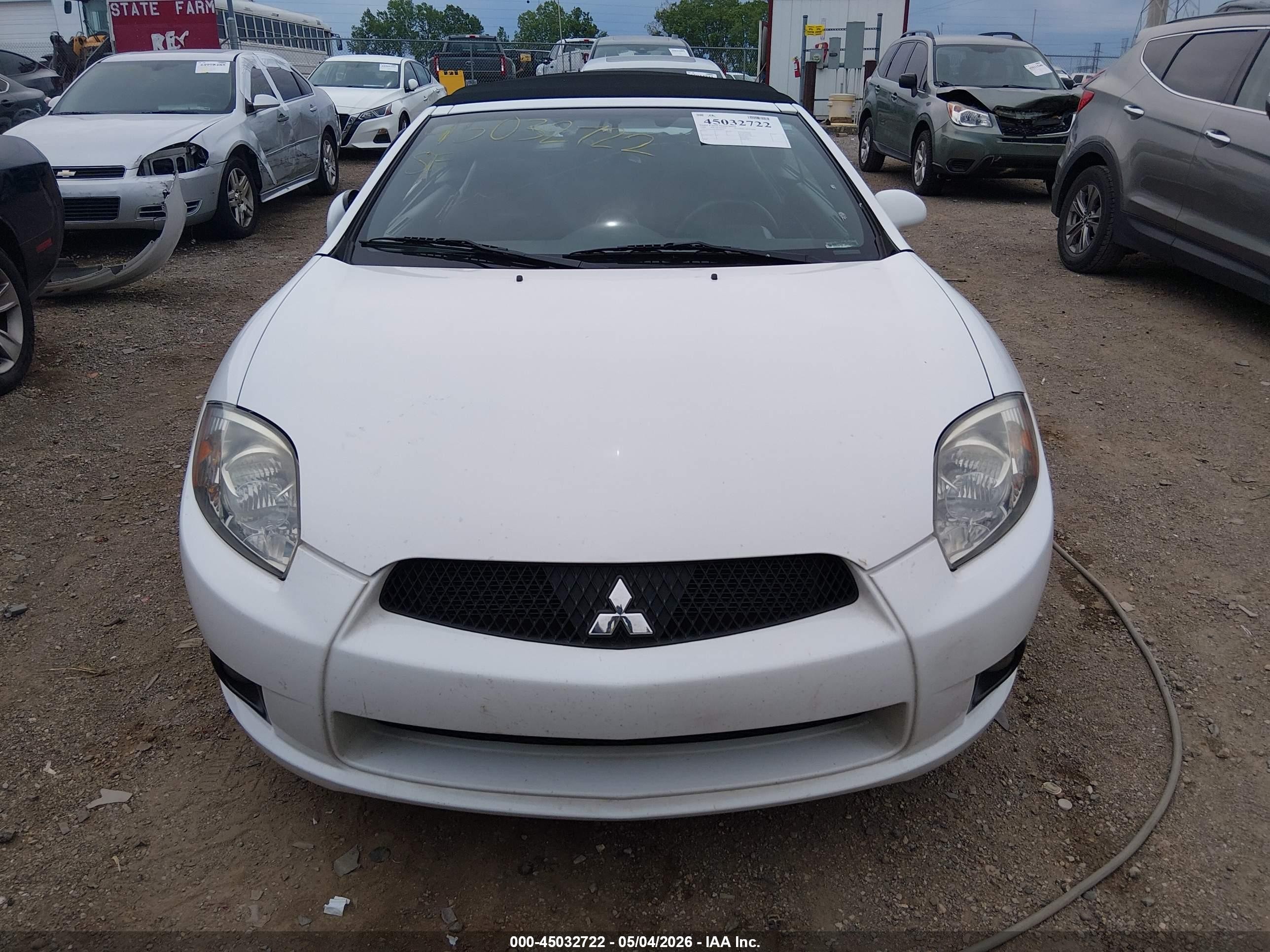 2009 Mitsubishi Eclipse Spyder Gs White vin: 4A3AL25F29E030036