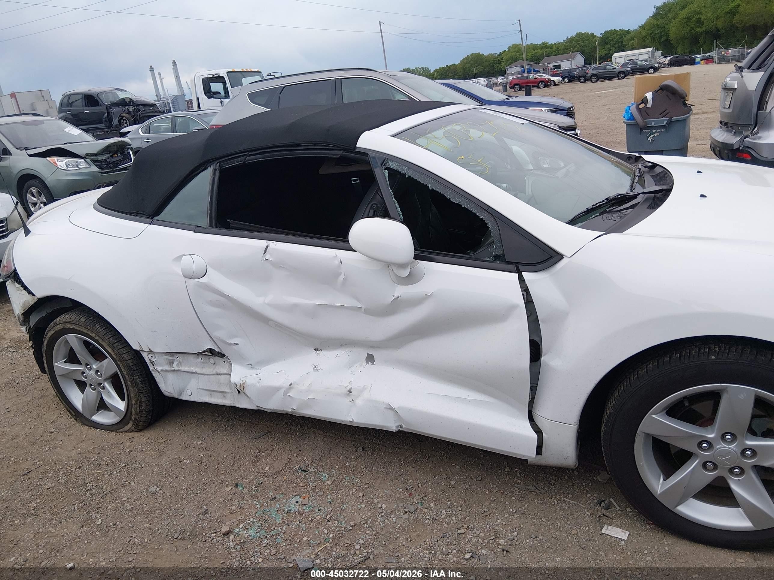 2009 Mitsubishi Eclipse Spyder Gs White vin: 4A3AL25F29E030036