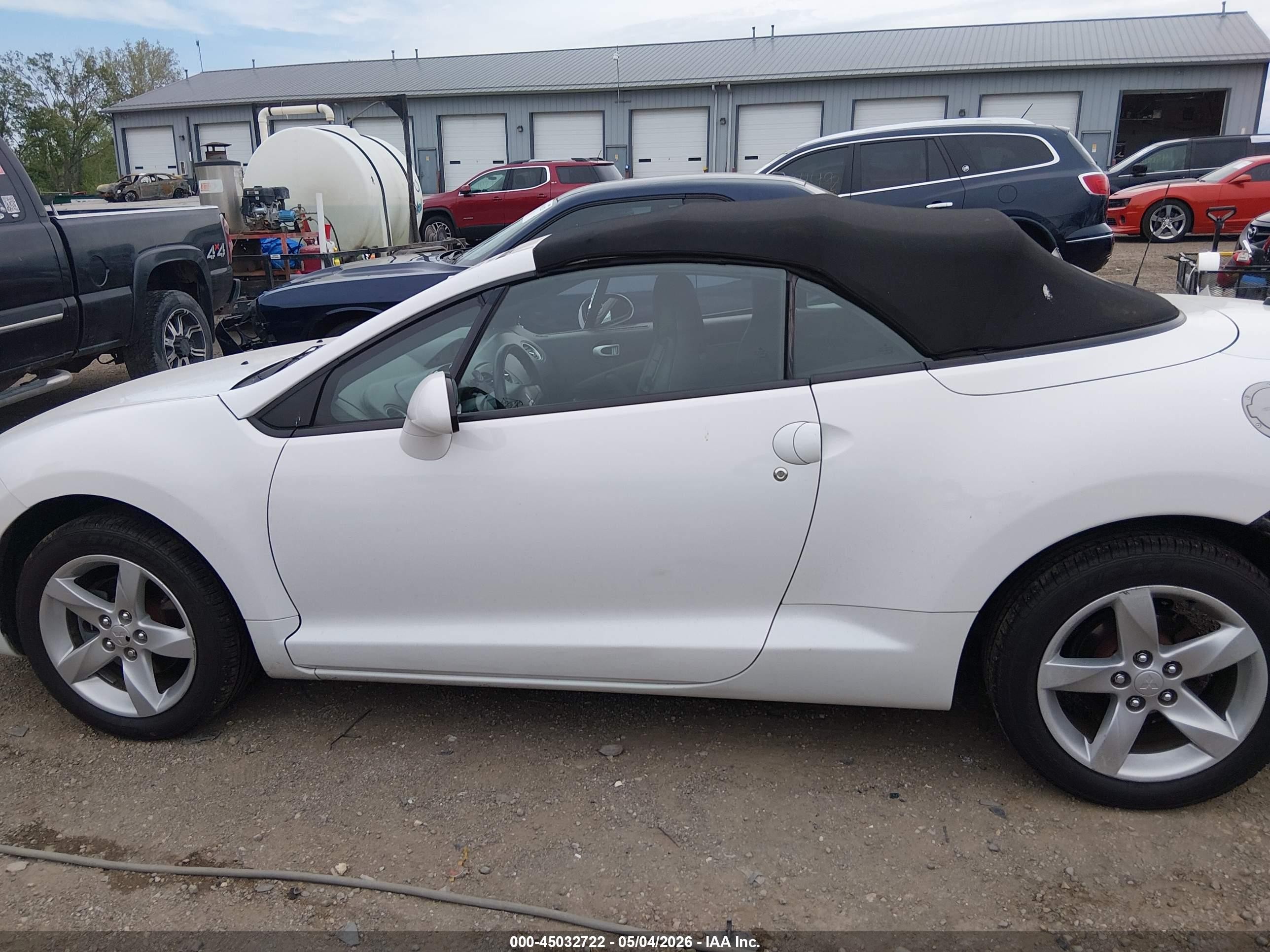 2009 Mitsubishi Eclipse Spyder Gs White vin: 4A3AL25F29E030036