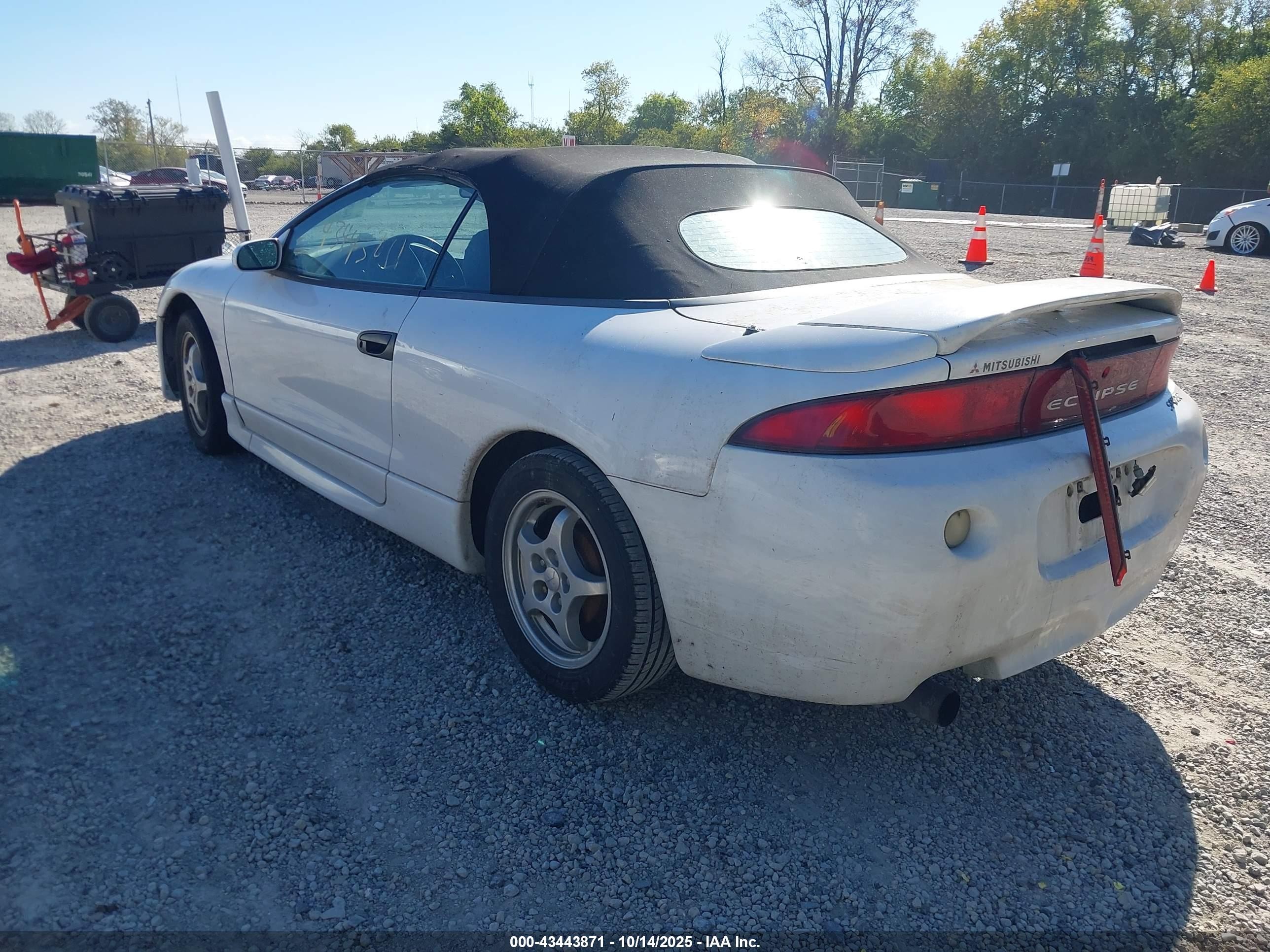 1998 Mitsubishi Eclipse Spyder Gs White vin: 4A3AX35G2WE108958