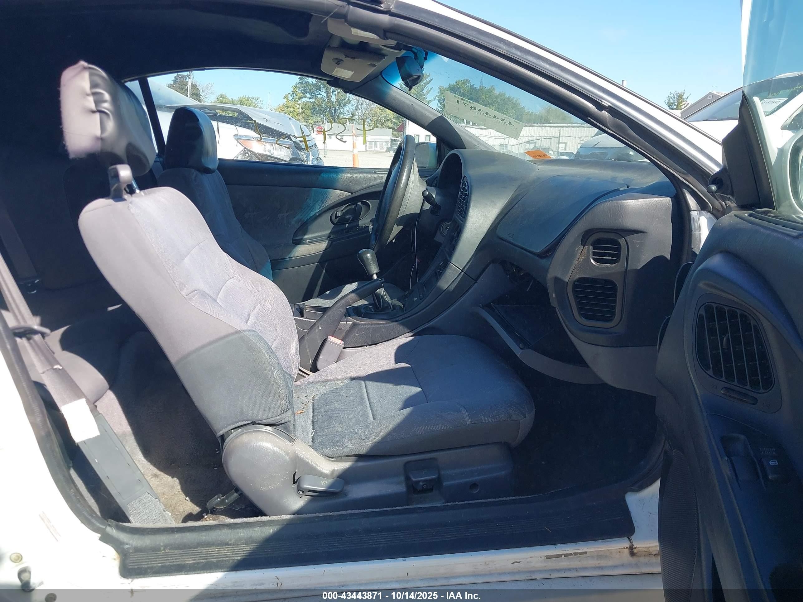1998 Mitsubishi Eclipse Spyder Gs White vin: 4A3AX35G2WE108958
