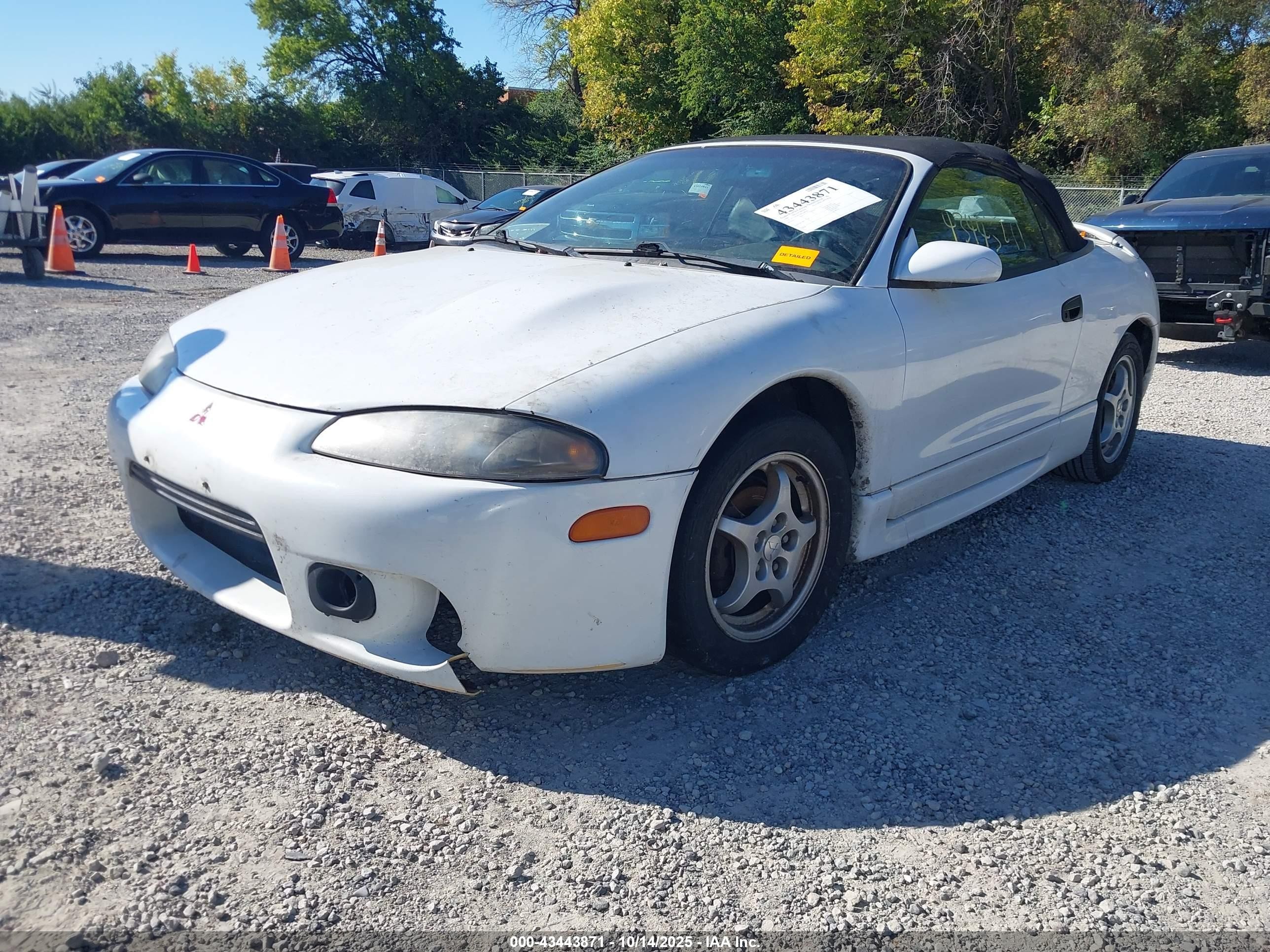 1998 Mitsubishi Eclipse Spyder Gs White vin: 4A3AX35G2WE108958