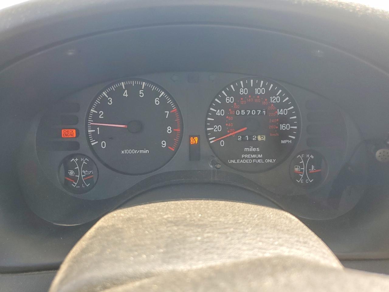 1998 Mitsubishi Eclipse Spyder Gst Red vin: 4A3AX55F6WE067382