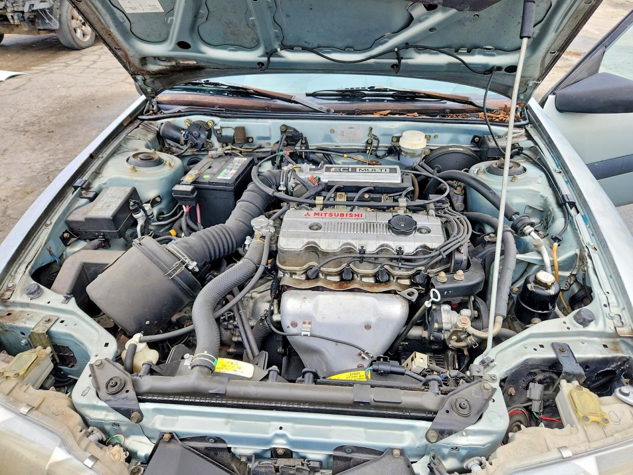 1994 Mitsubishi Eclipse Silver vin: 4A3CF34B2RE095909