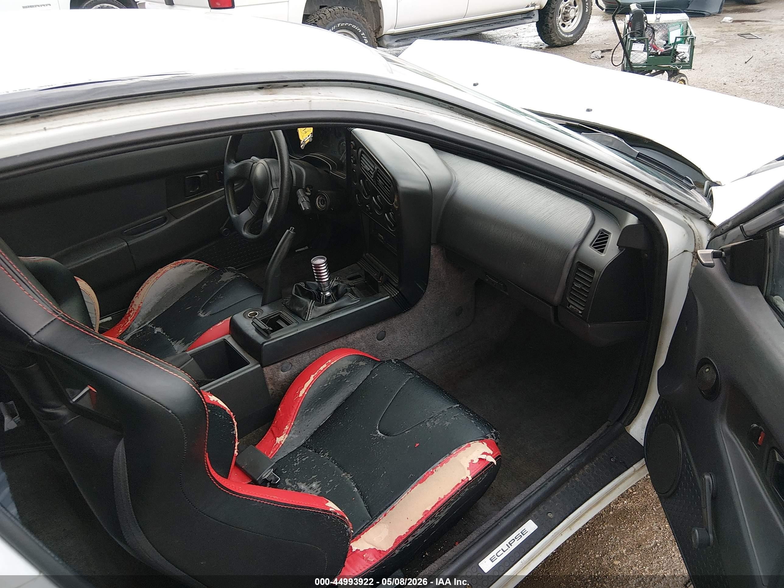 1993 Mitsubishi Eclipse   White vin: 4A3CF34B5PE026225