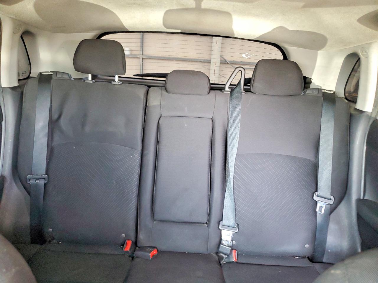 2014 Mitsubishi Outlander Sport Es Silver vin: 4A4AP3AU0EE011148