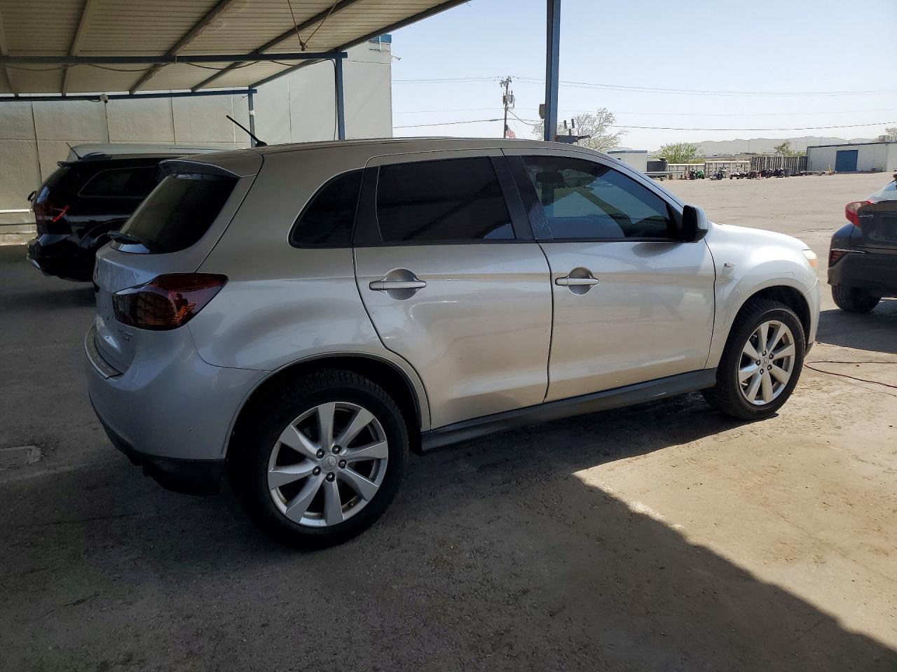 2014 Mitsubishi Outlander Sport Es Silver vin: 4A4AP3AU0EE011148