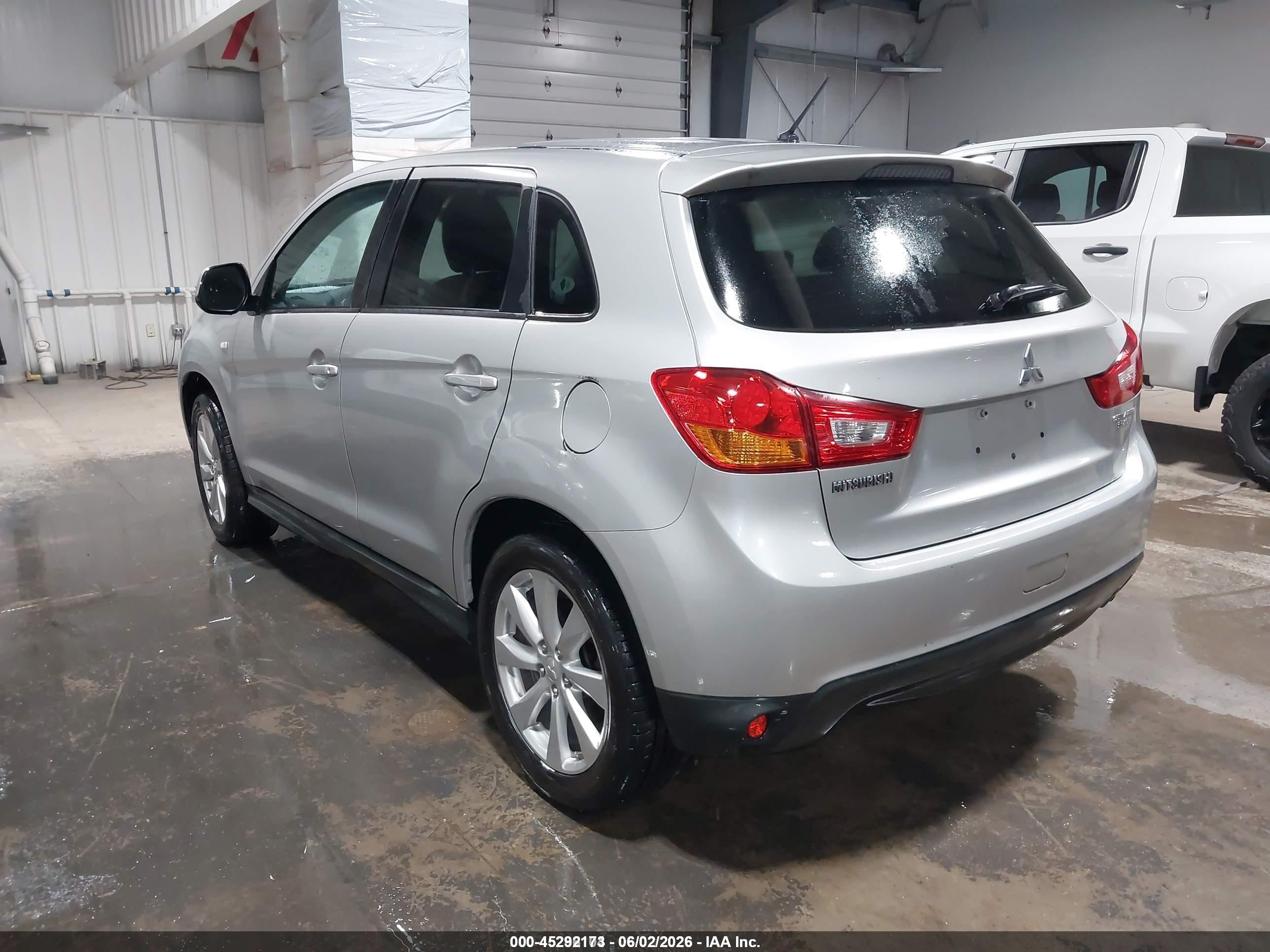 2015 Mitsubishi Outlander Sport Es Gray vin: 4A4AP3AU0FE044183