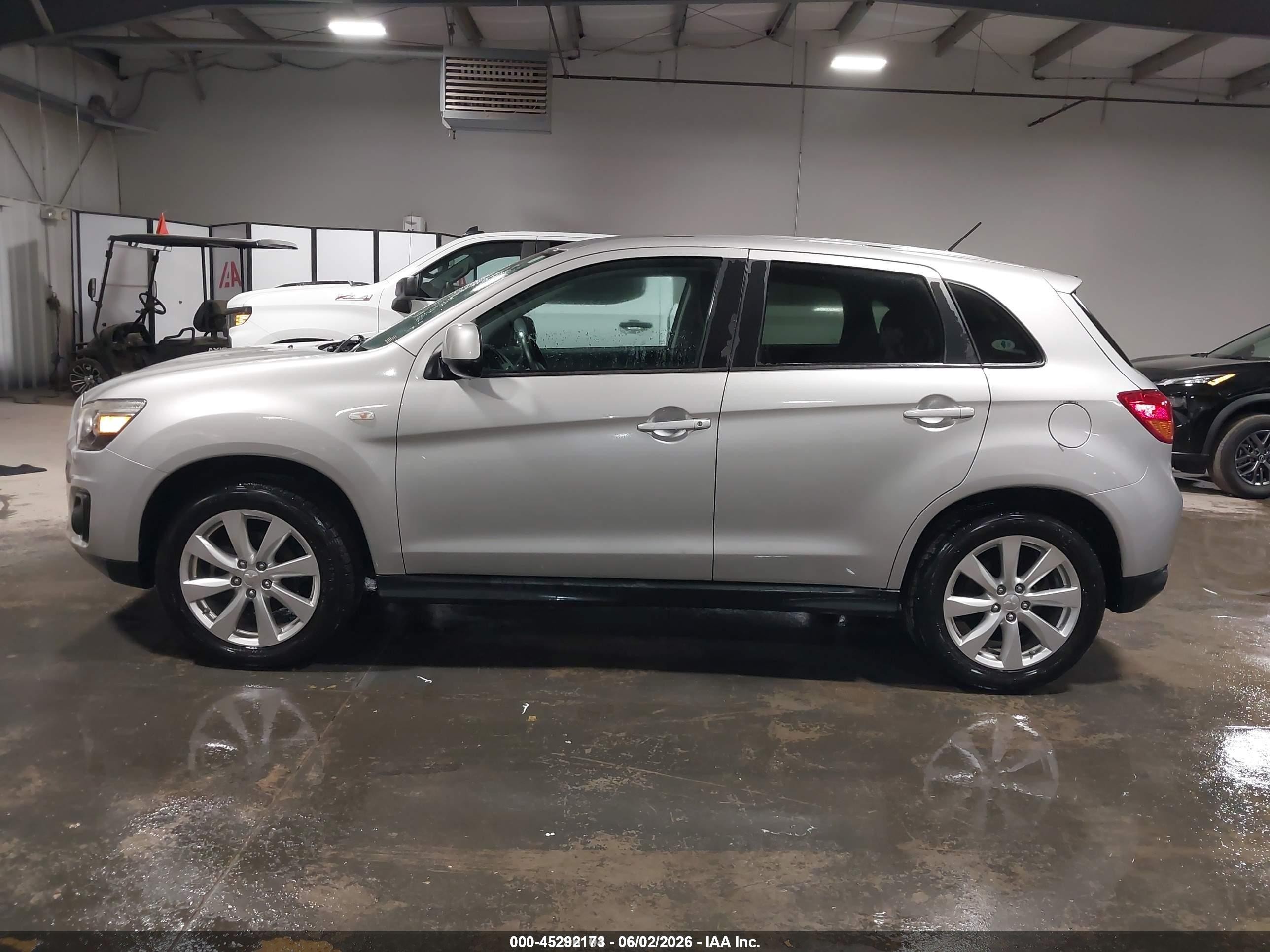 2015 Mitsubishi Outlander Sport Es Gray vin: 4A4AP3AU0FE044183