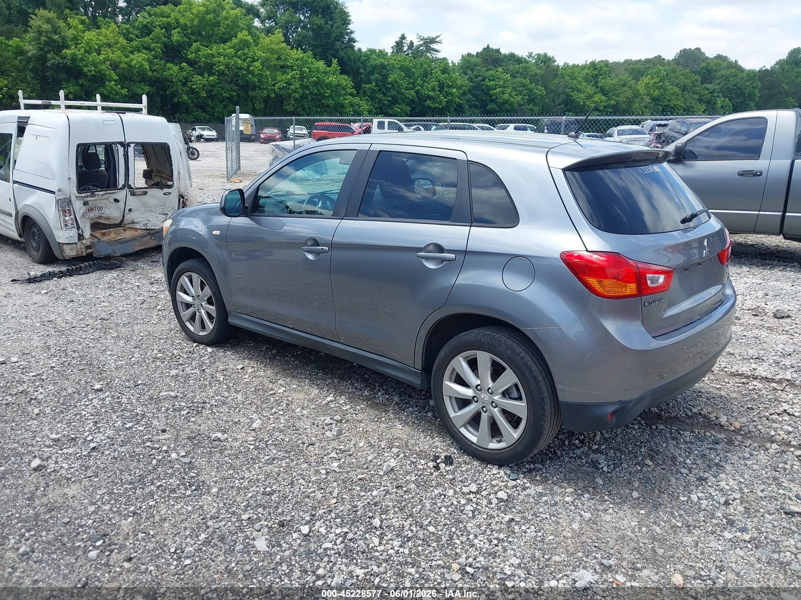2013 Mitsubishi Outlander Sport Es Gray vin: 4A4AP3AU1DE018012