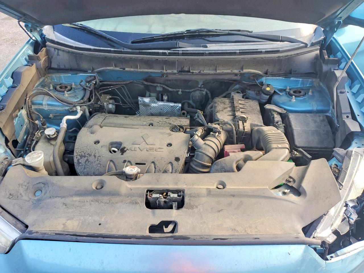 2014 Mits Outlander Blue vin: 4A4AP3AU1EE018044
