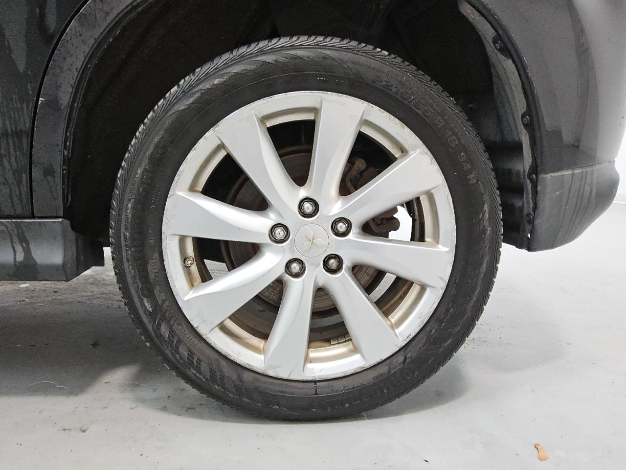 2015 Mitsubishi Outlander Sport Es Black vin: 4A4AP3AU1FE056097 Damage: Left Rear Wheel, Curb Rash, > 12 Inches